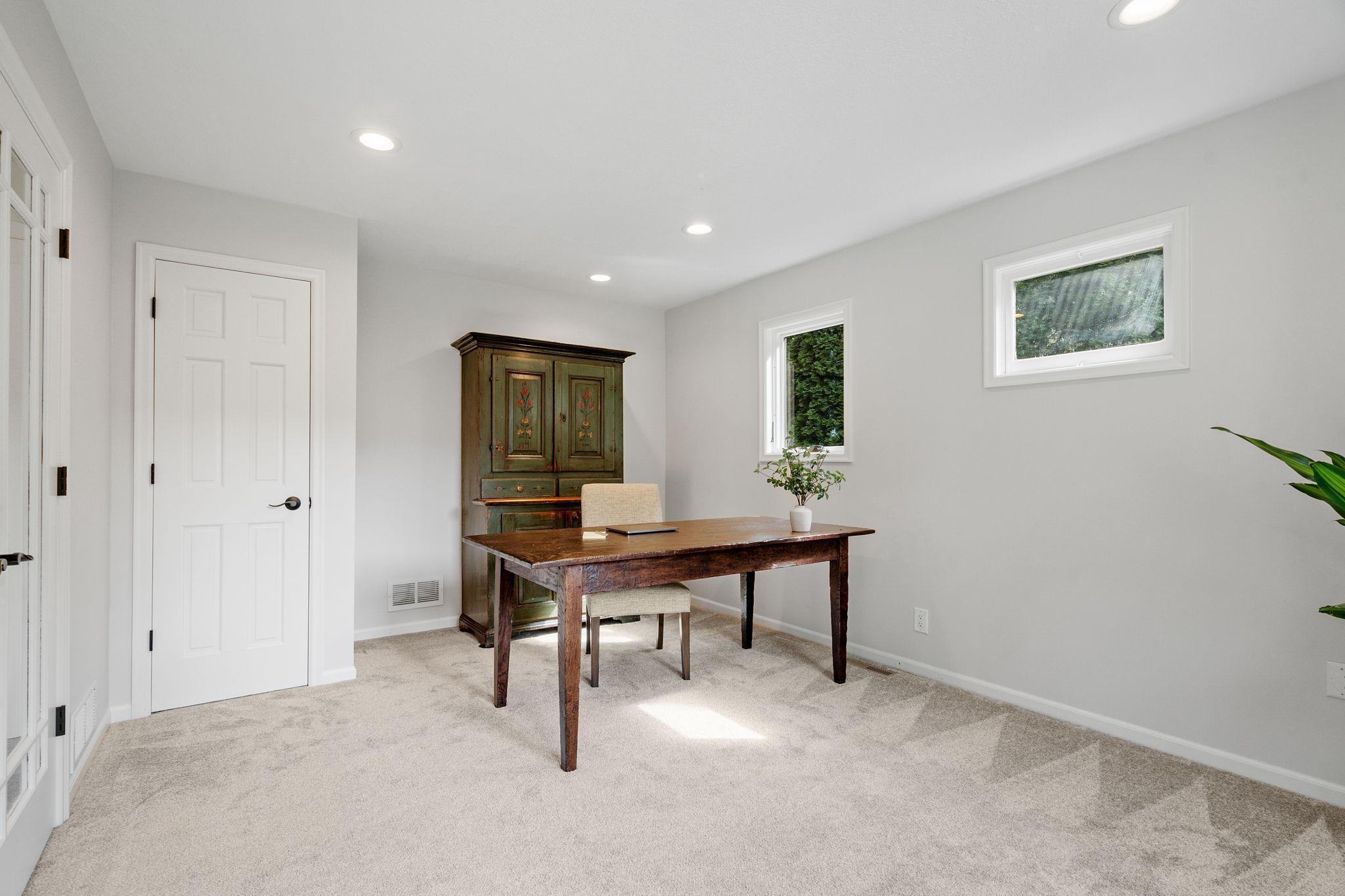 2624 Westedge Boulevard