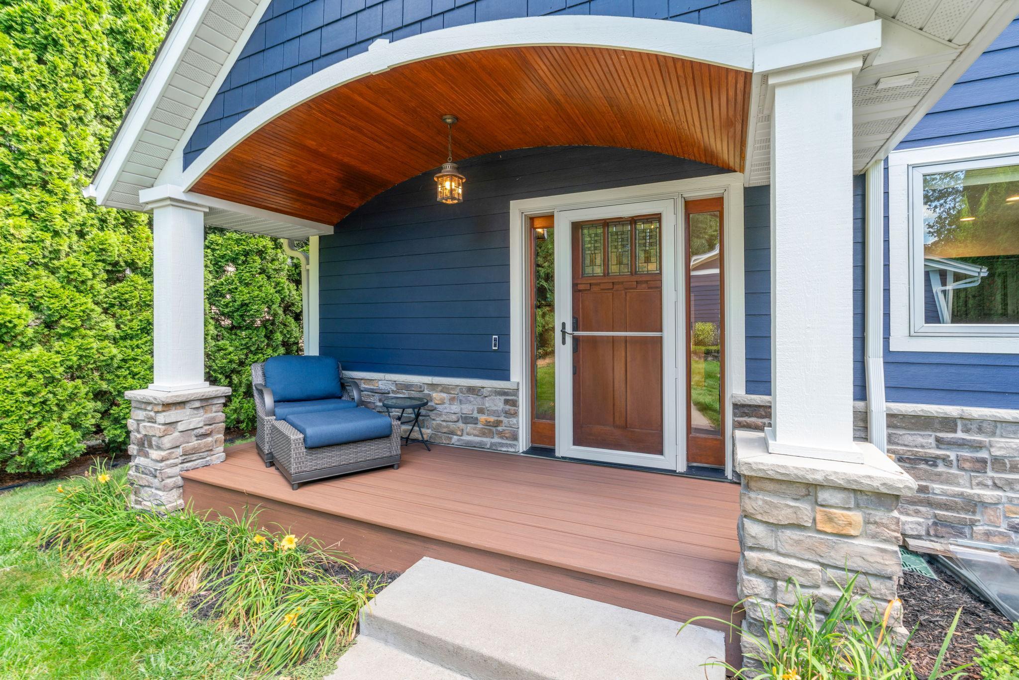 2624 Westedge Boulevard