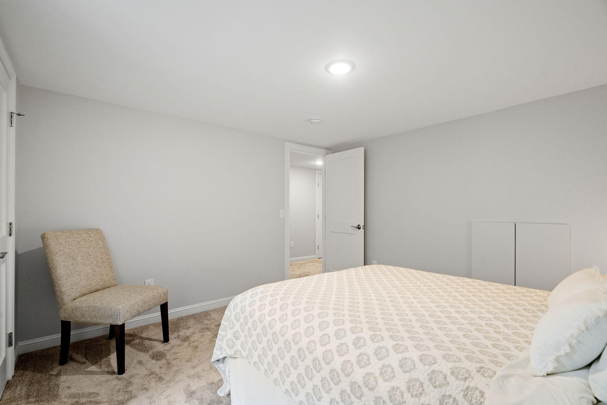 2624 Westedge Boulevard