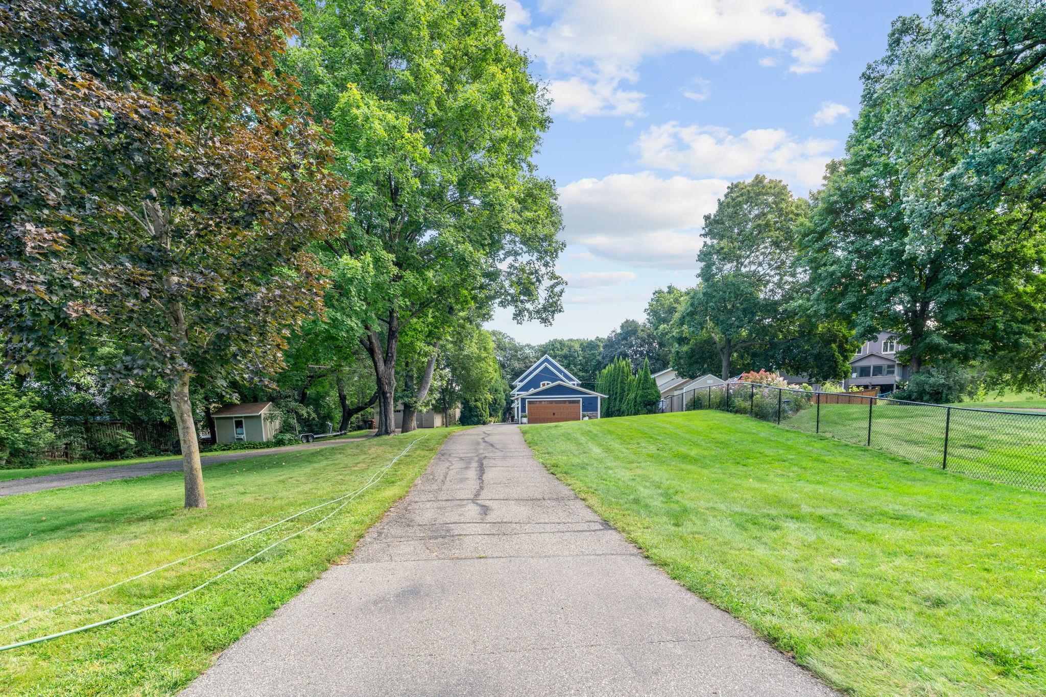 2624 Westedge Boulevard