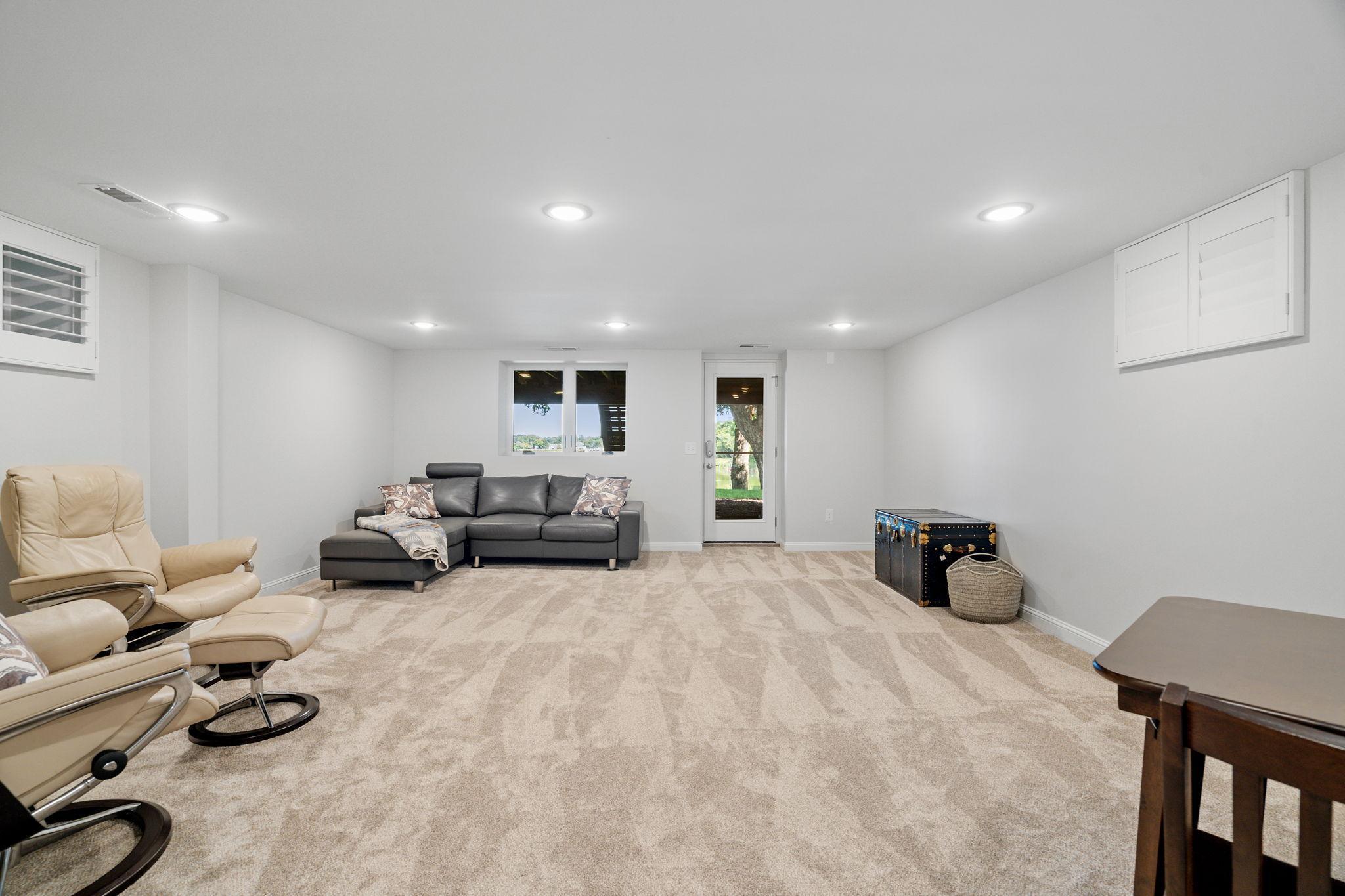 2624 Westedge Boulevard