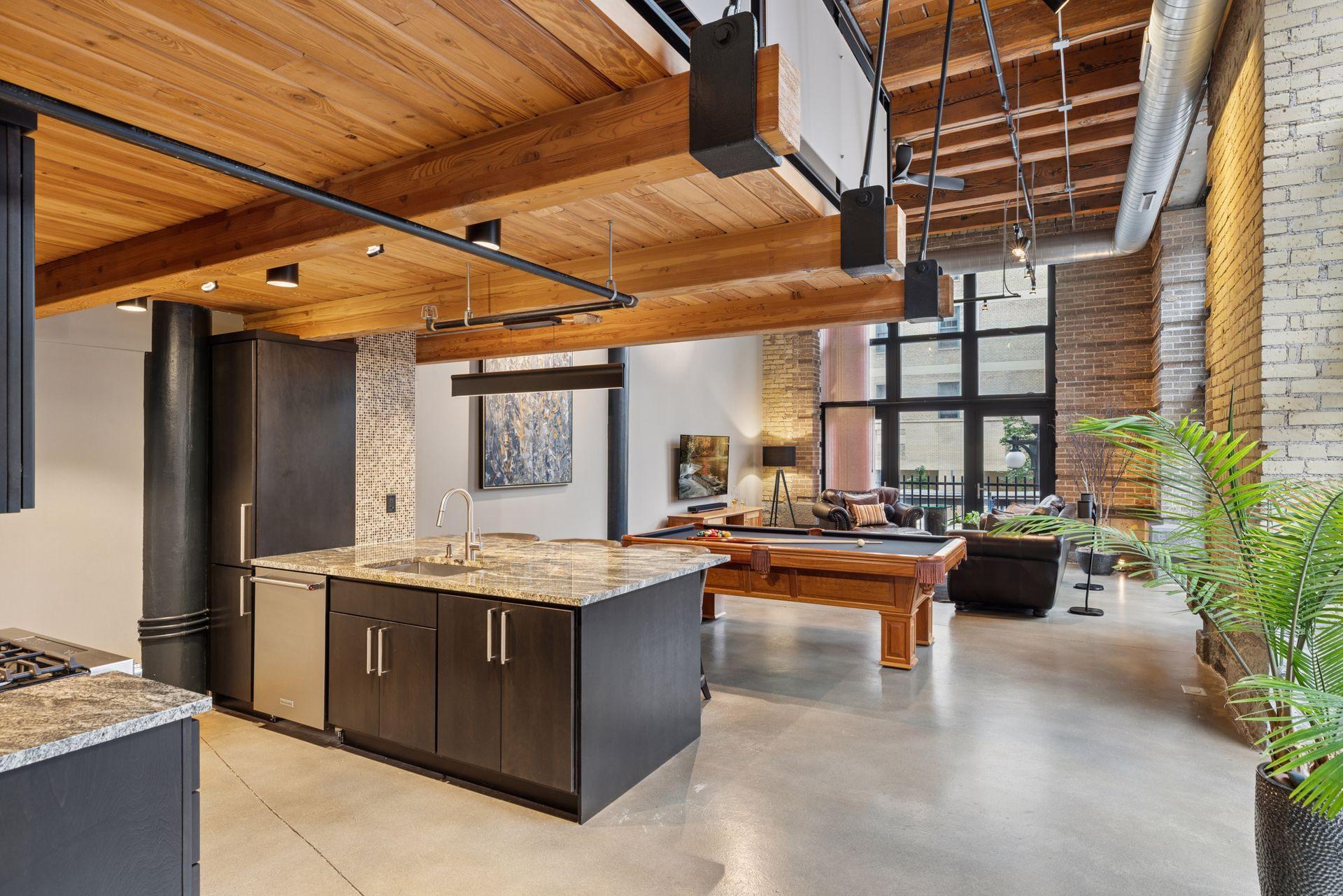 406 Wacouta Street Unit: 108