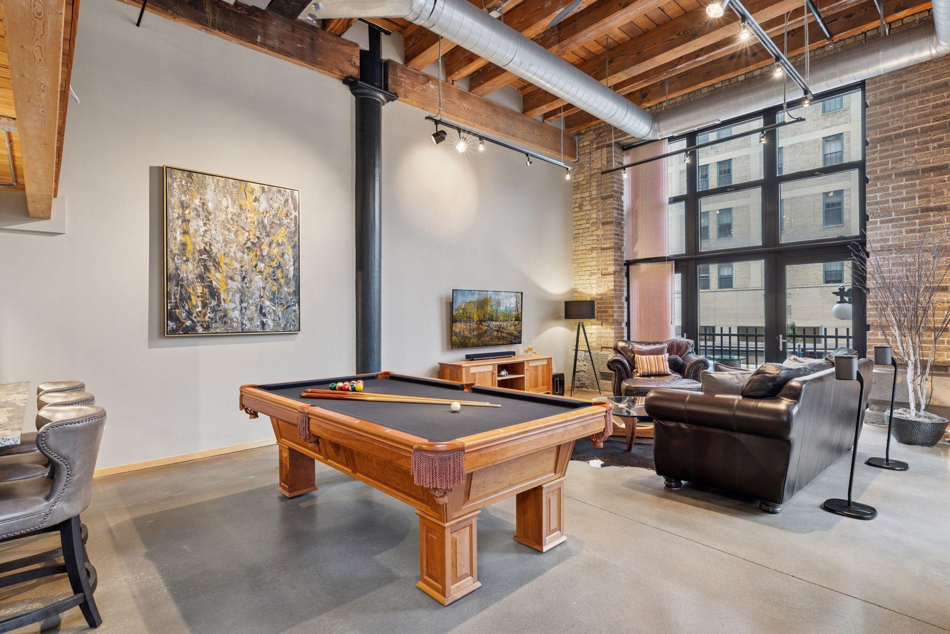 406 Wacouta Street Unit: 108