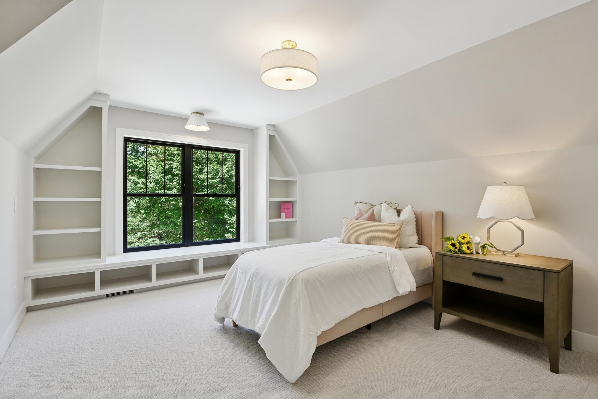 3147 Lafayette Ridge Road