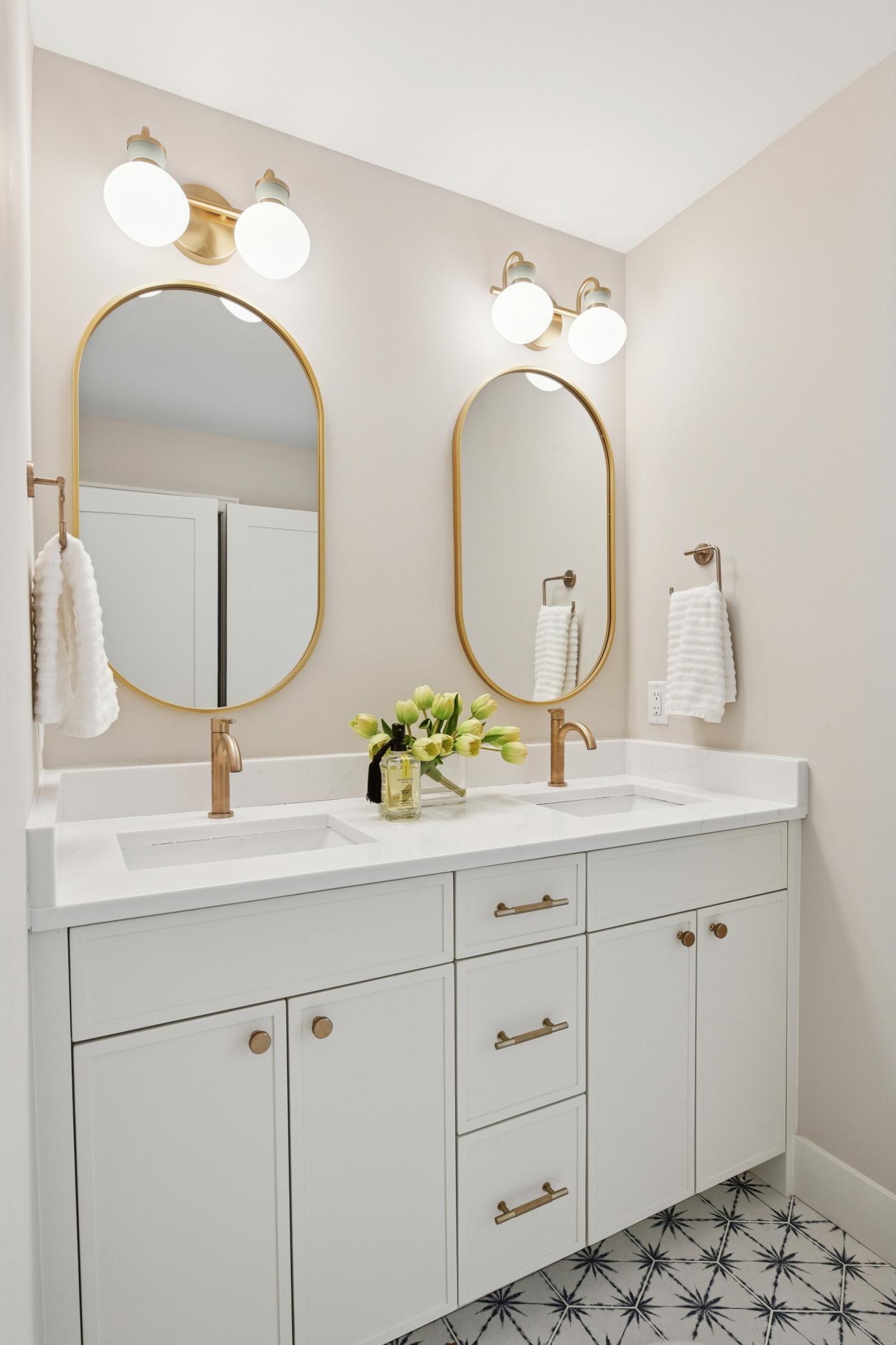 3147 Lafayette Ridge Road