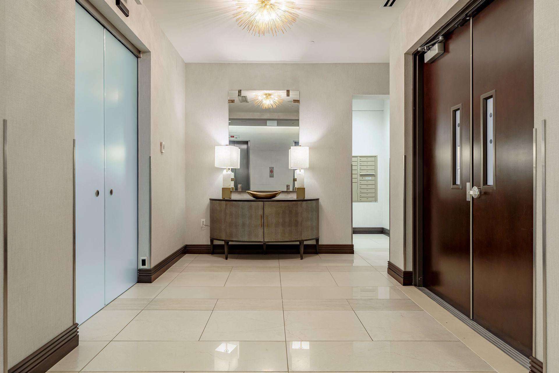 201 S 11th Street Unit: 2500