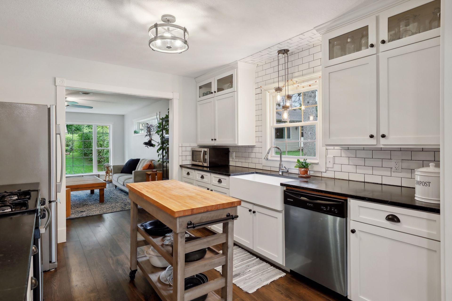 2174 Centerview Lane