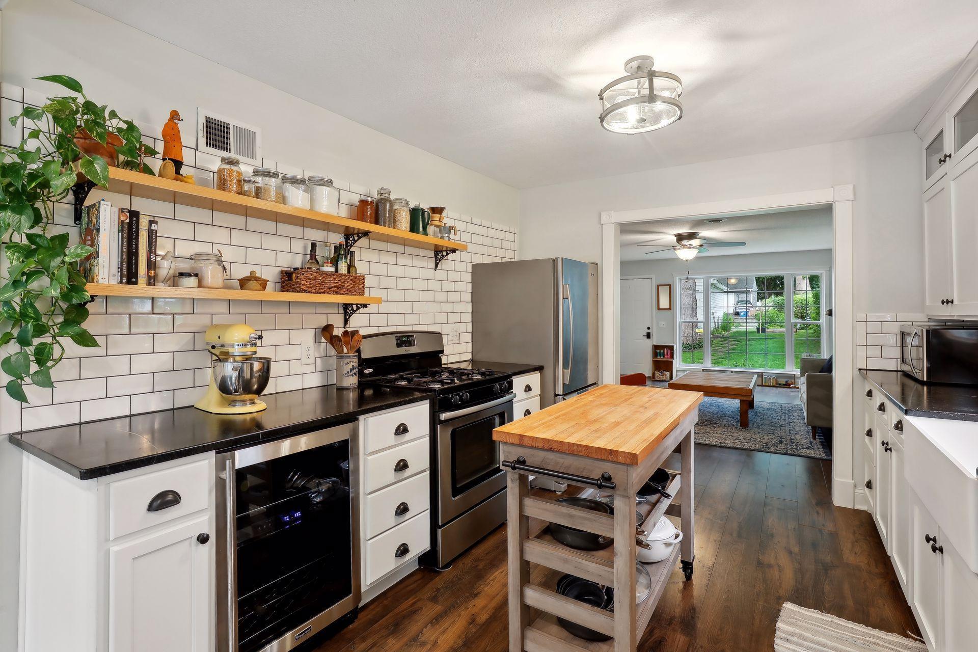 2174 Centerview Lane