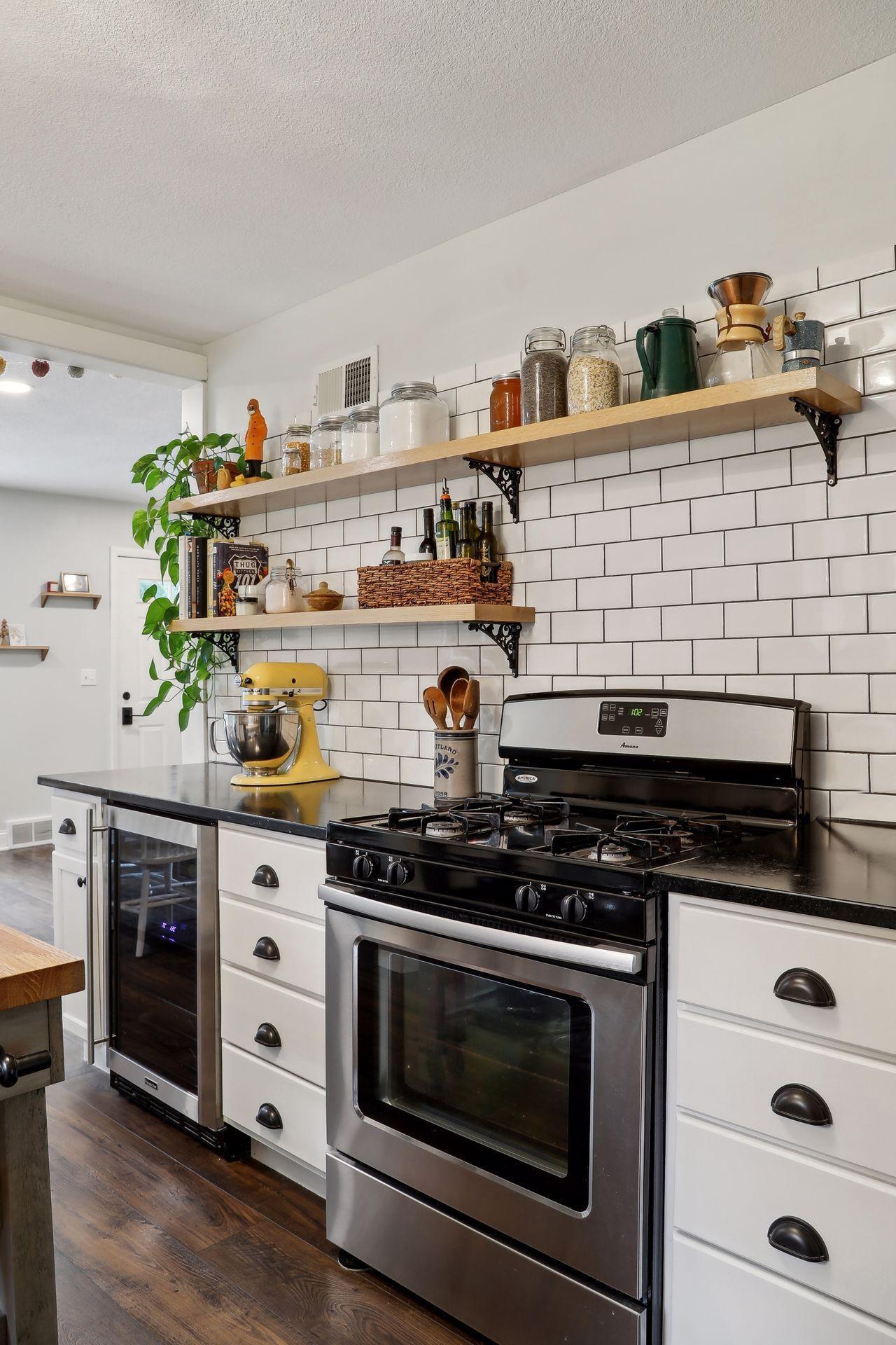 2174 Centerview Lane