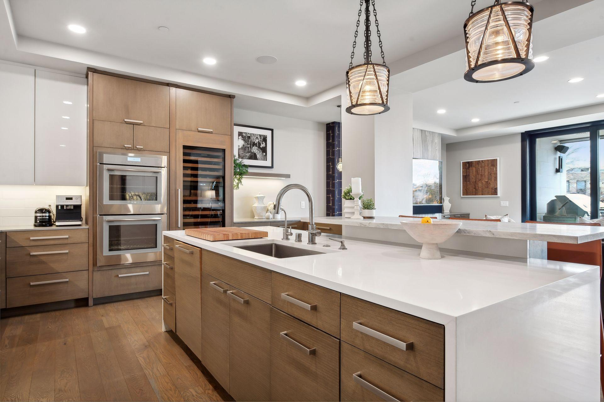 275 Lake Street E Unit: 103
