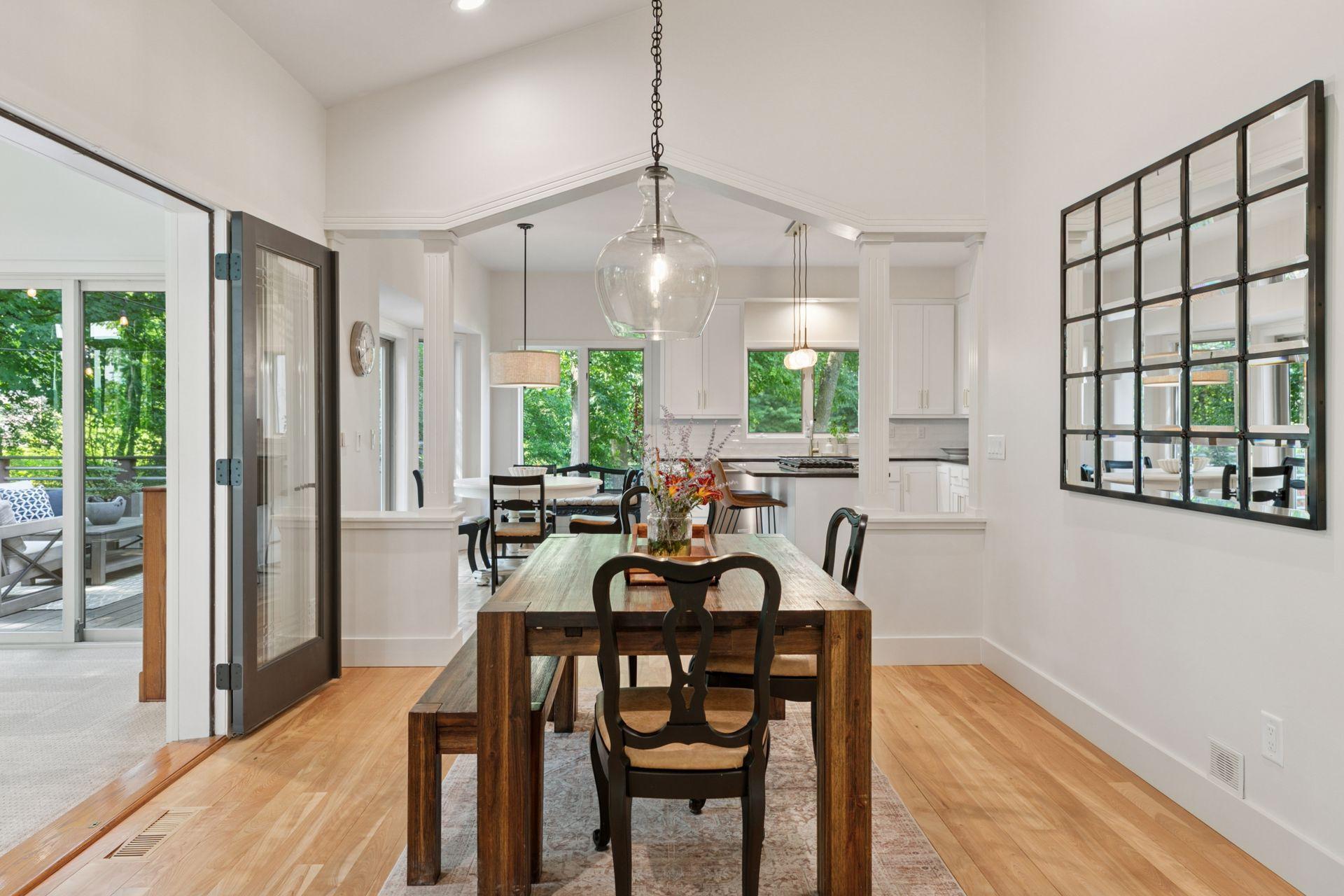 820 Vineland Court