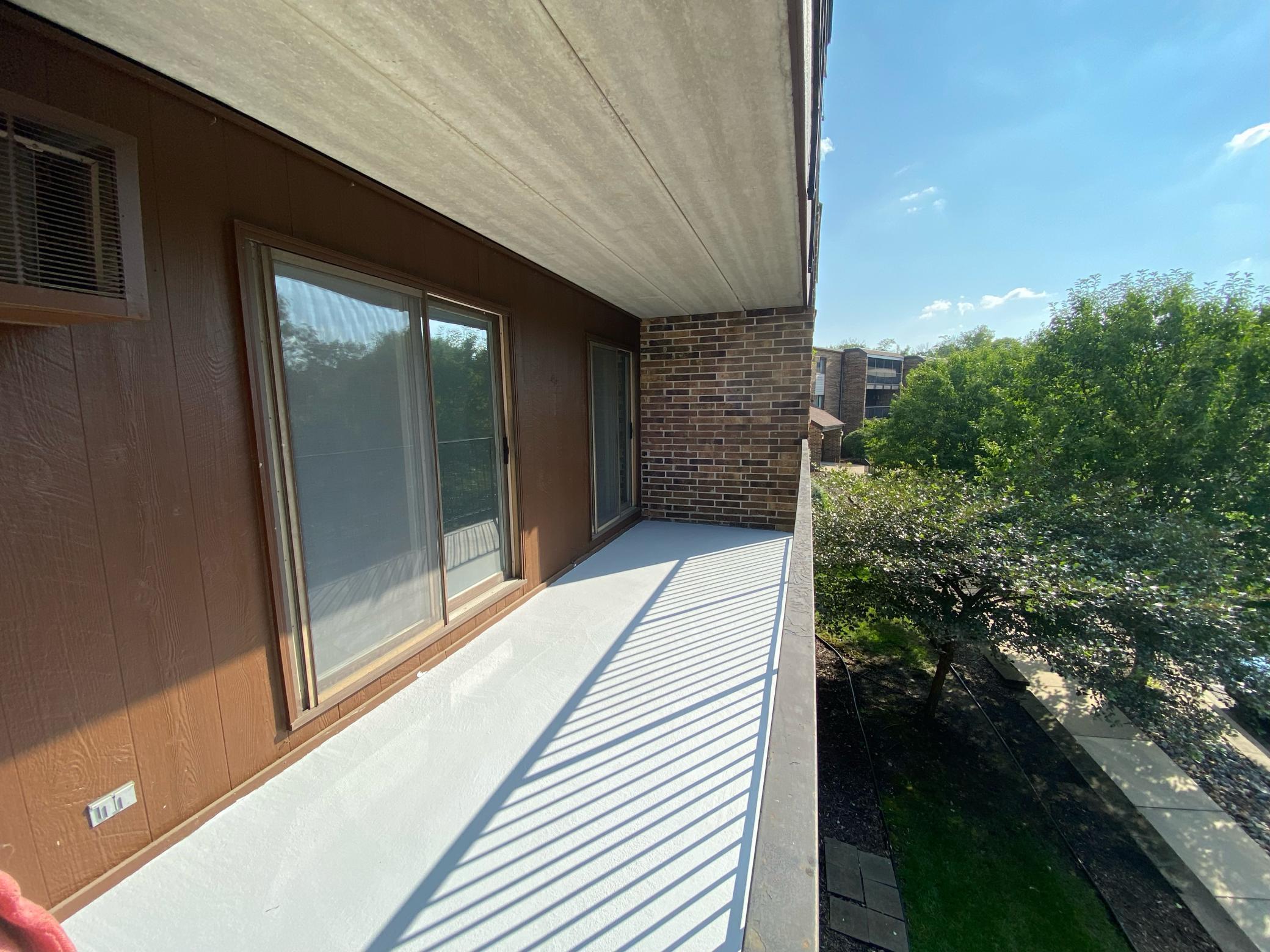 35 Nathan Lane N Unit: 203