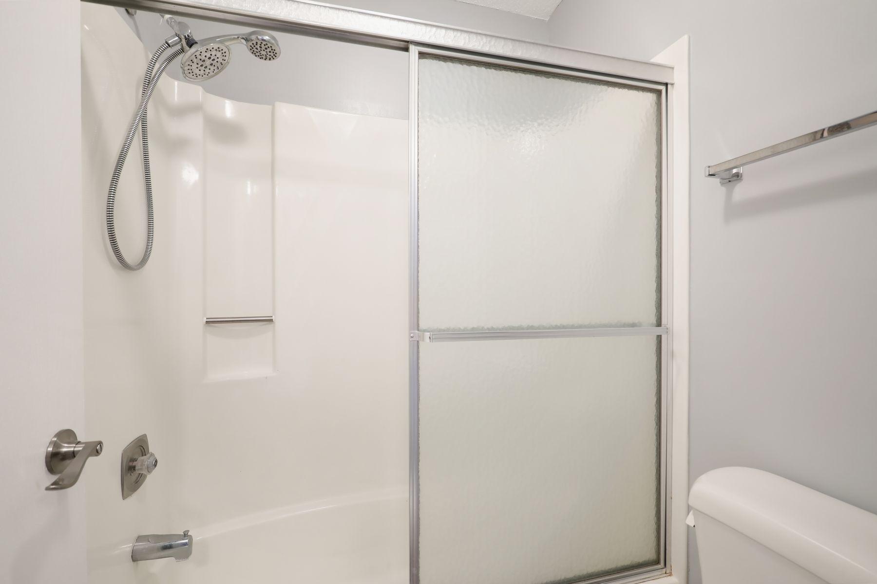 35 Nathan Lane N Unit: 203