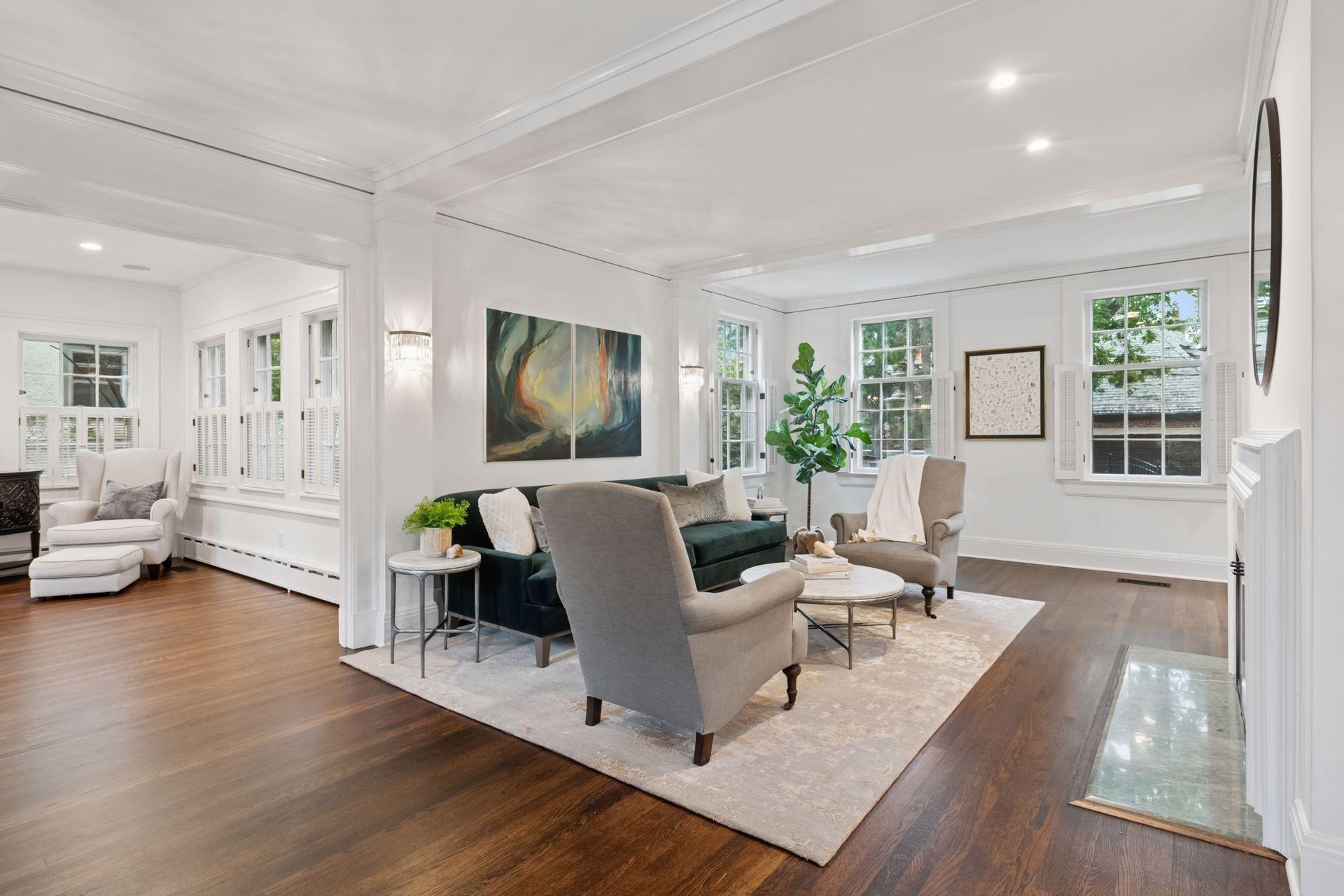 2322 Oliver Avenue S