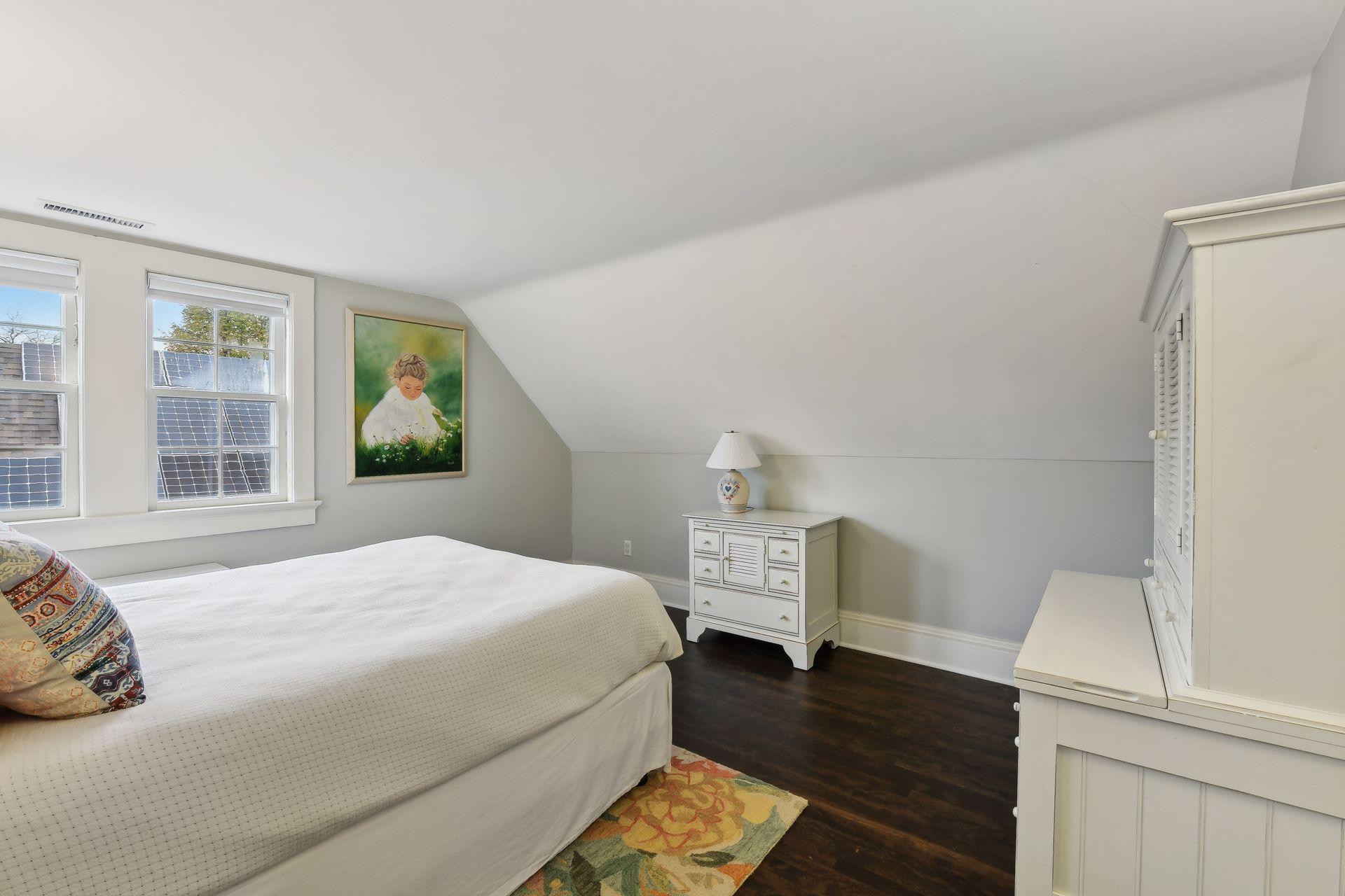 2322 Oliver Avenue S