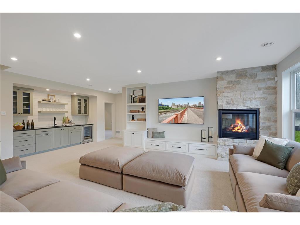 3725 Watertown Road