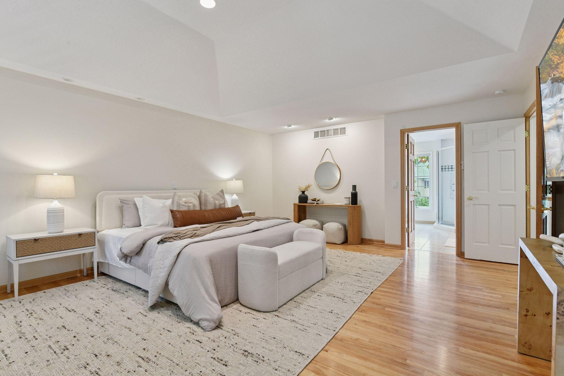 2487 Crowne Hill Road