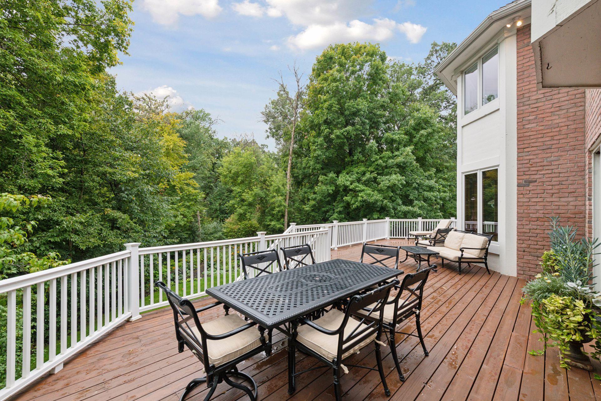 2487 Crowne Hill Road