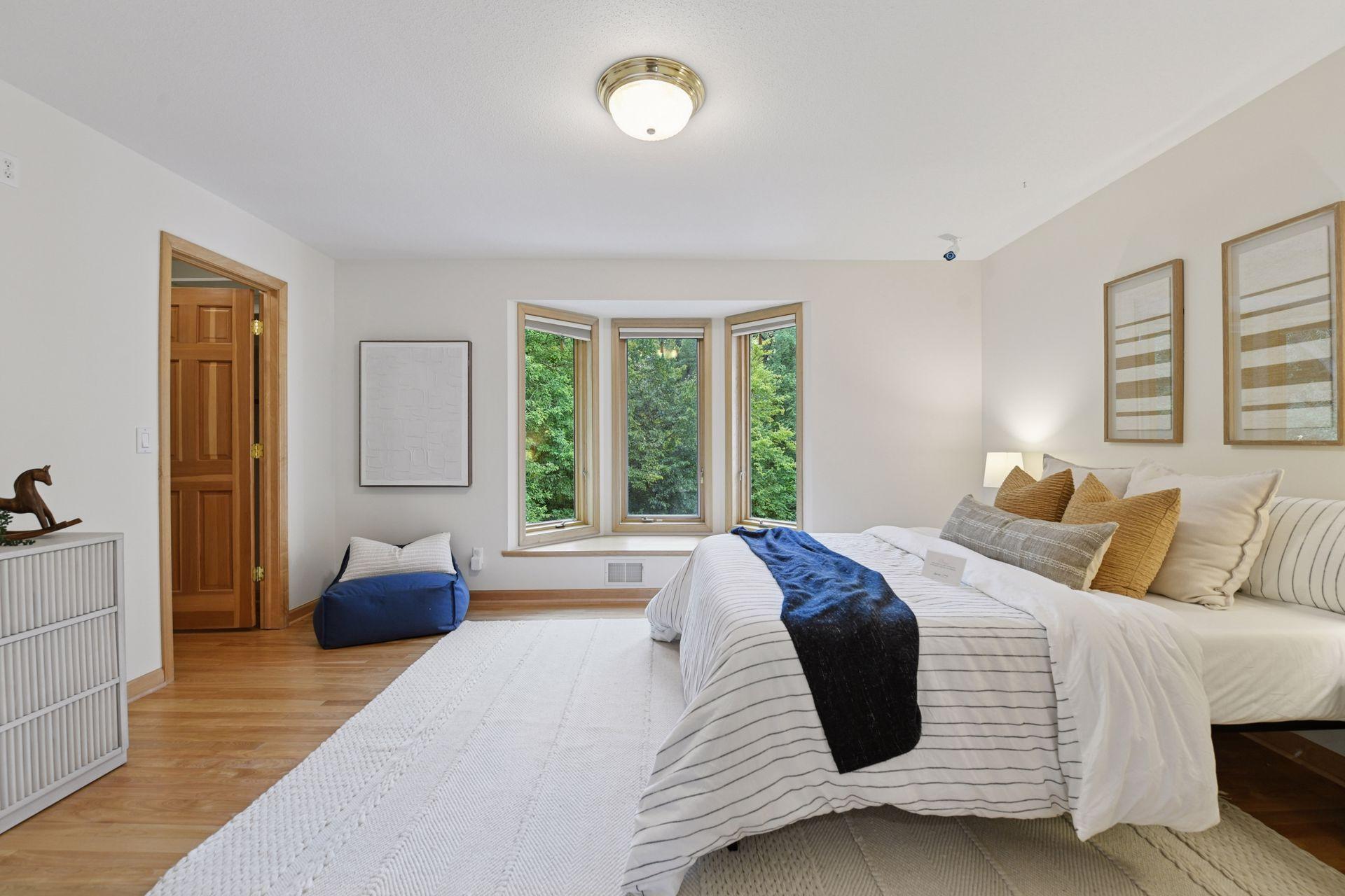 2487 Crowne Hill Road