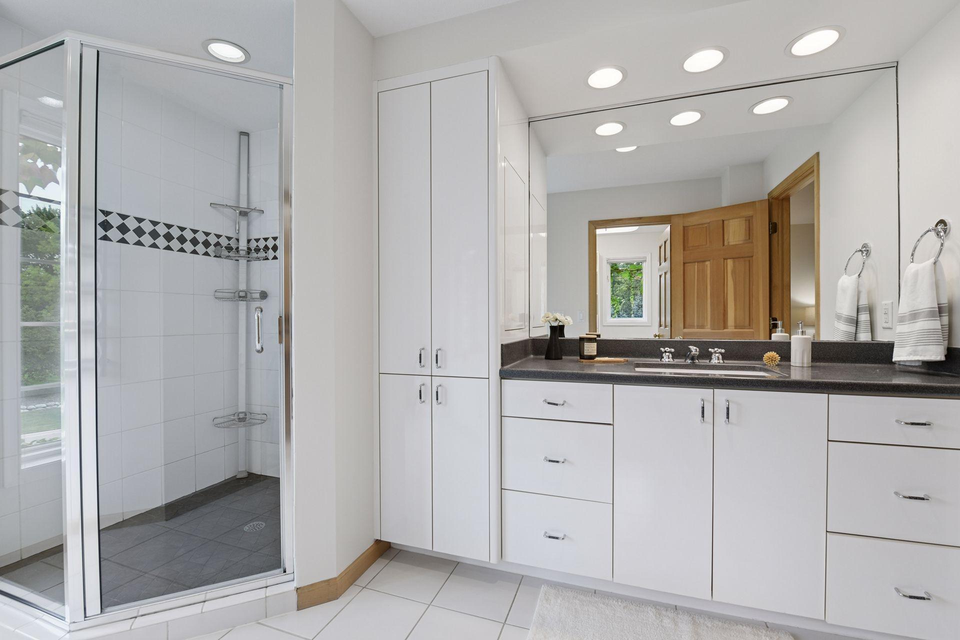 2487 Crowne Hill Road