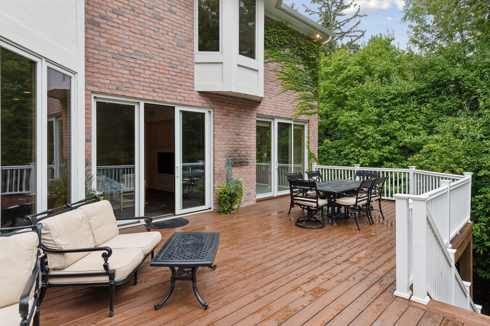 2487 Crowne Hill Road