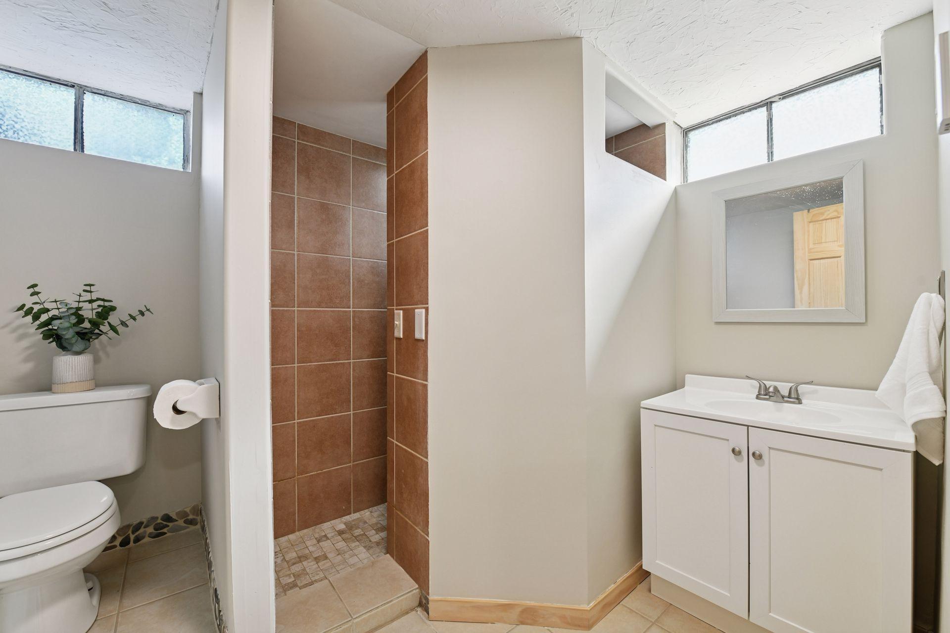 217 2nd Street NW