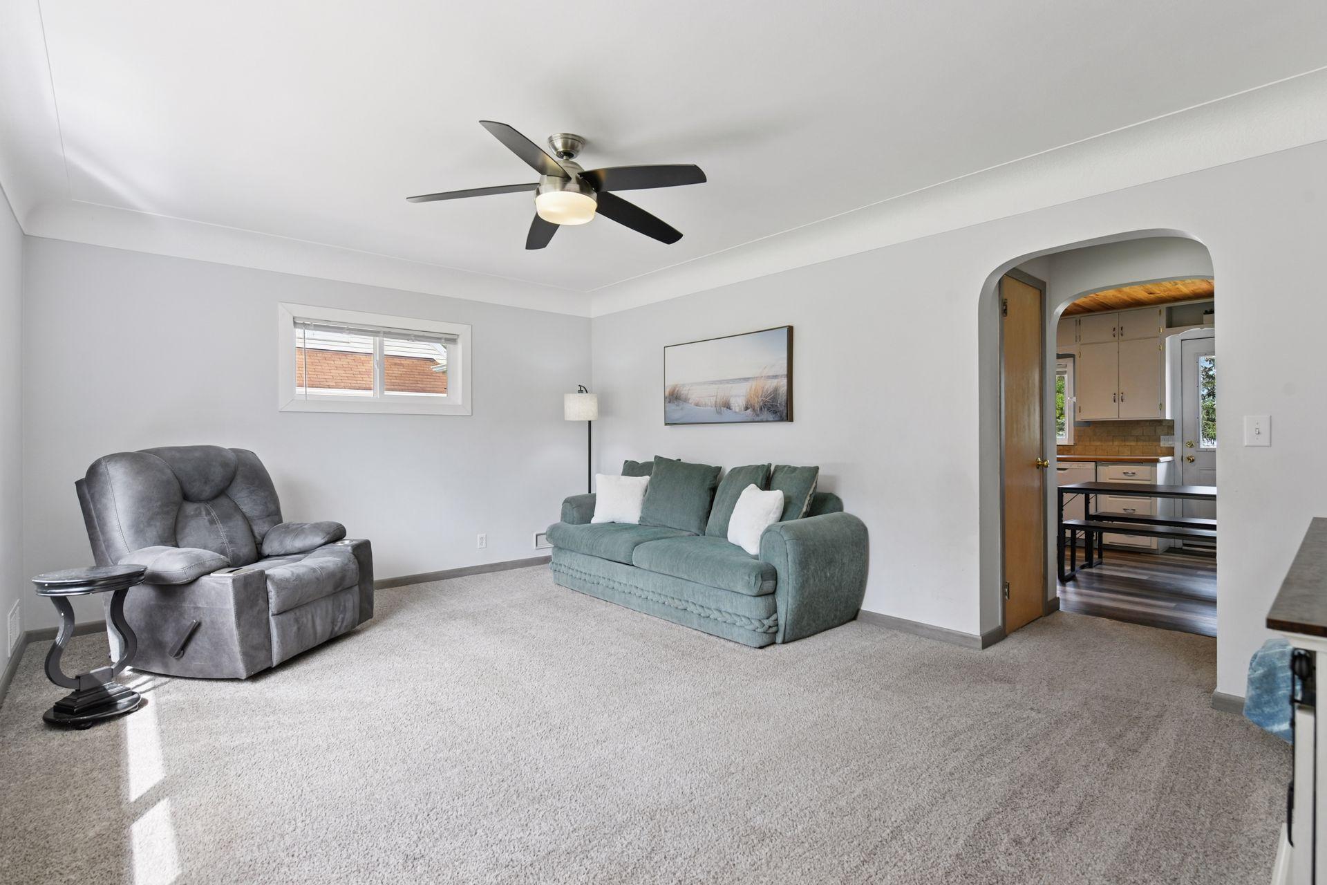 217 2nd Street NW