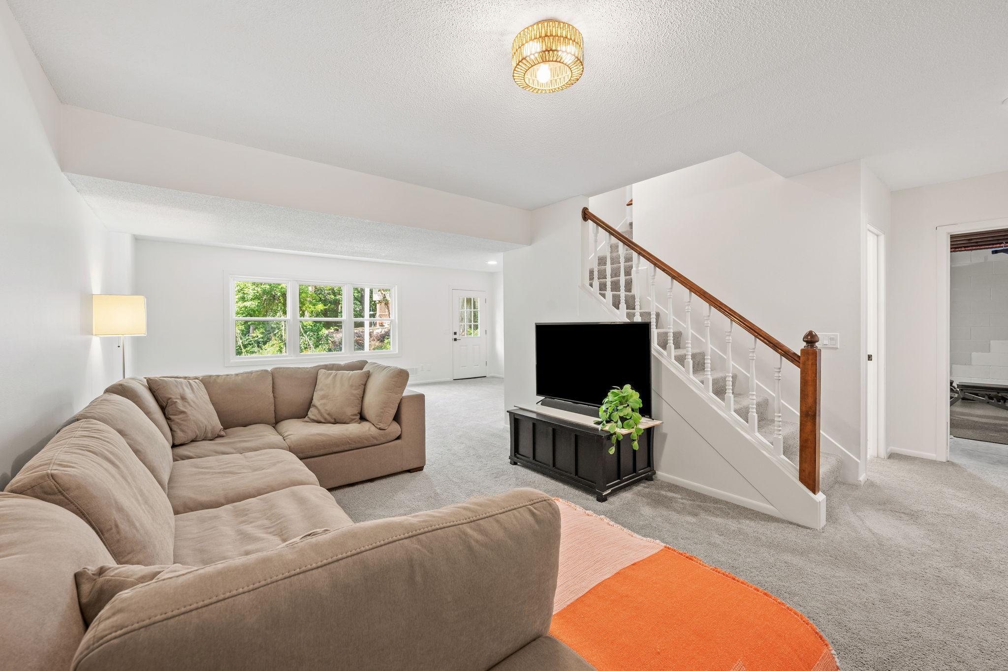 9039 Preserve Boulevard