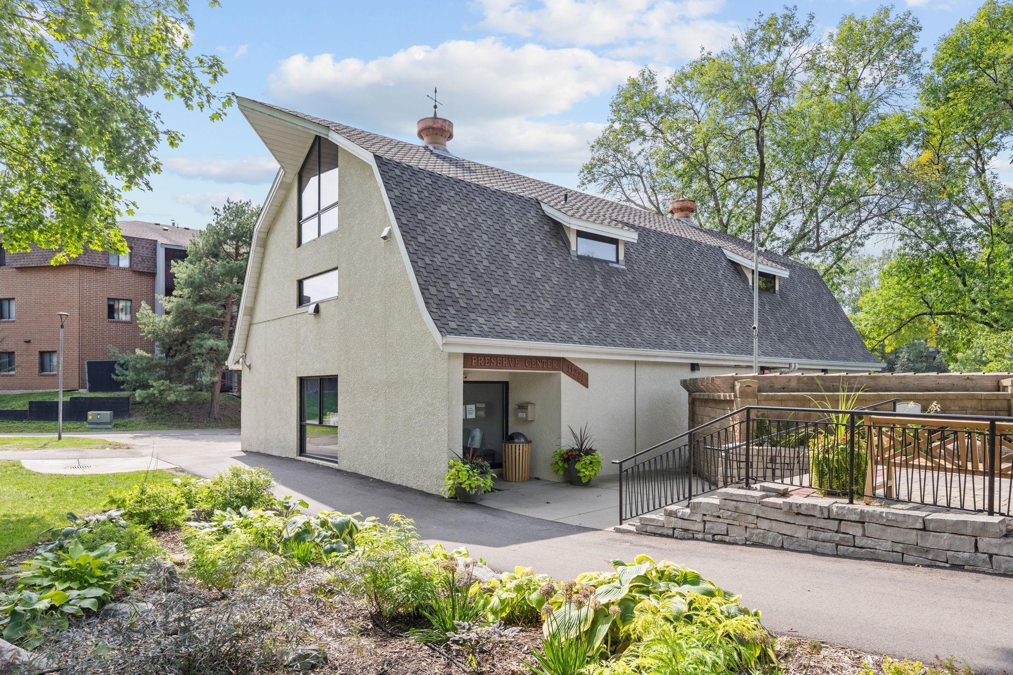 9039 Preserve Boulevard