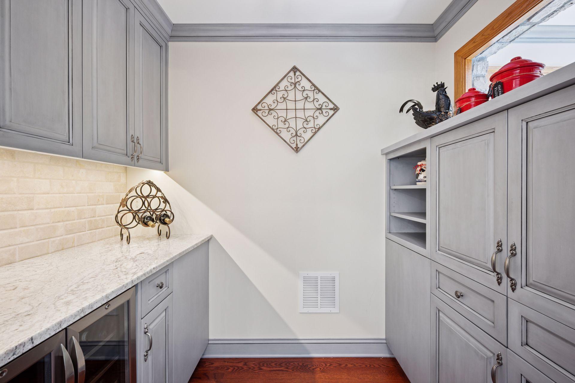 7040 Meridian Avenue S