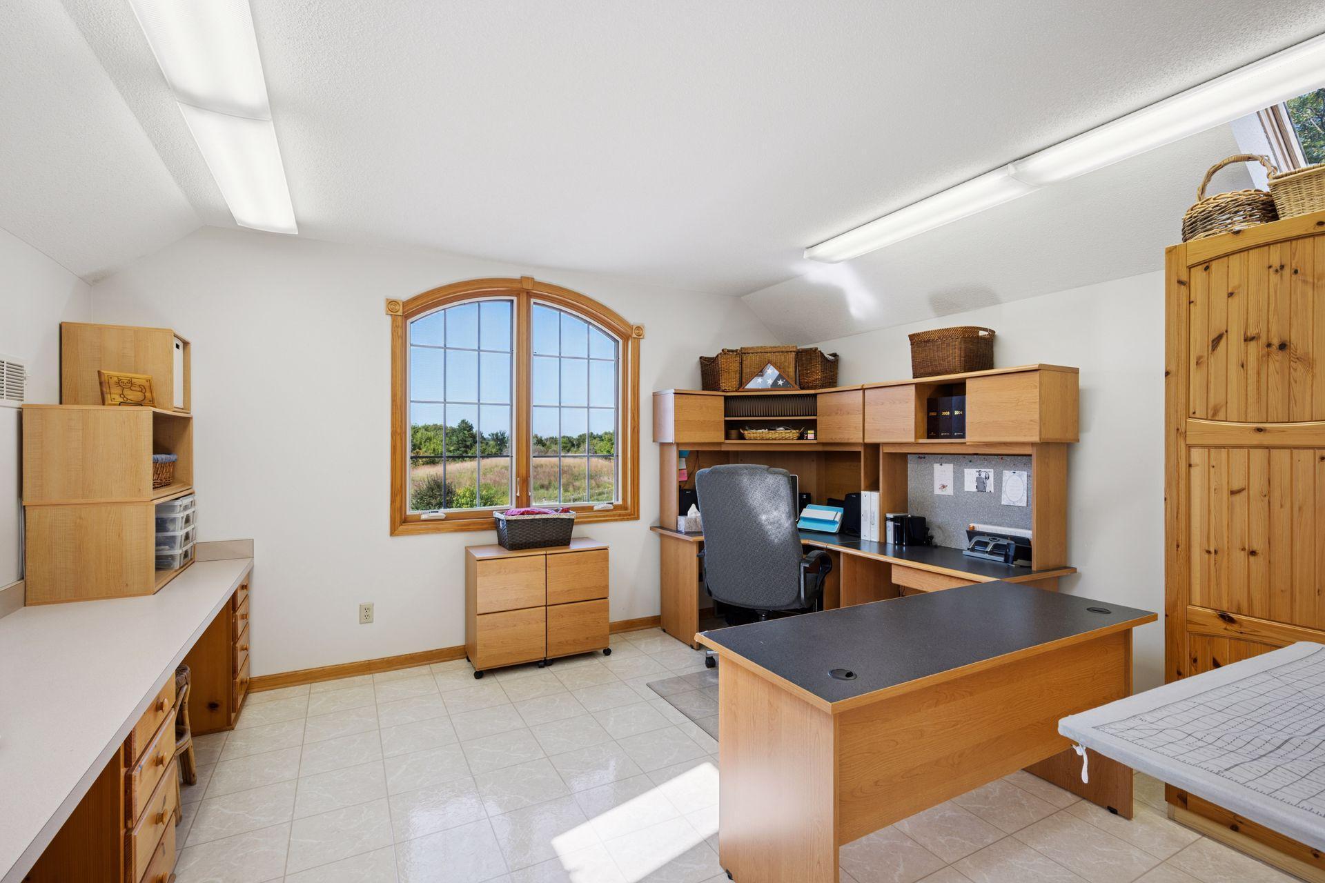 7040 Meridian Avenue S