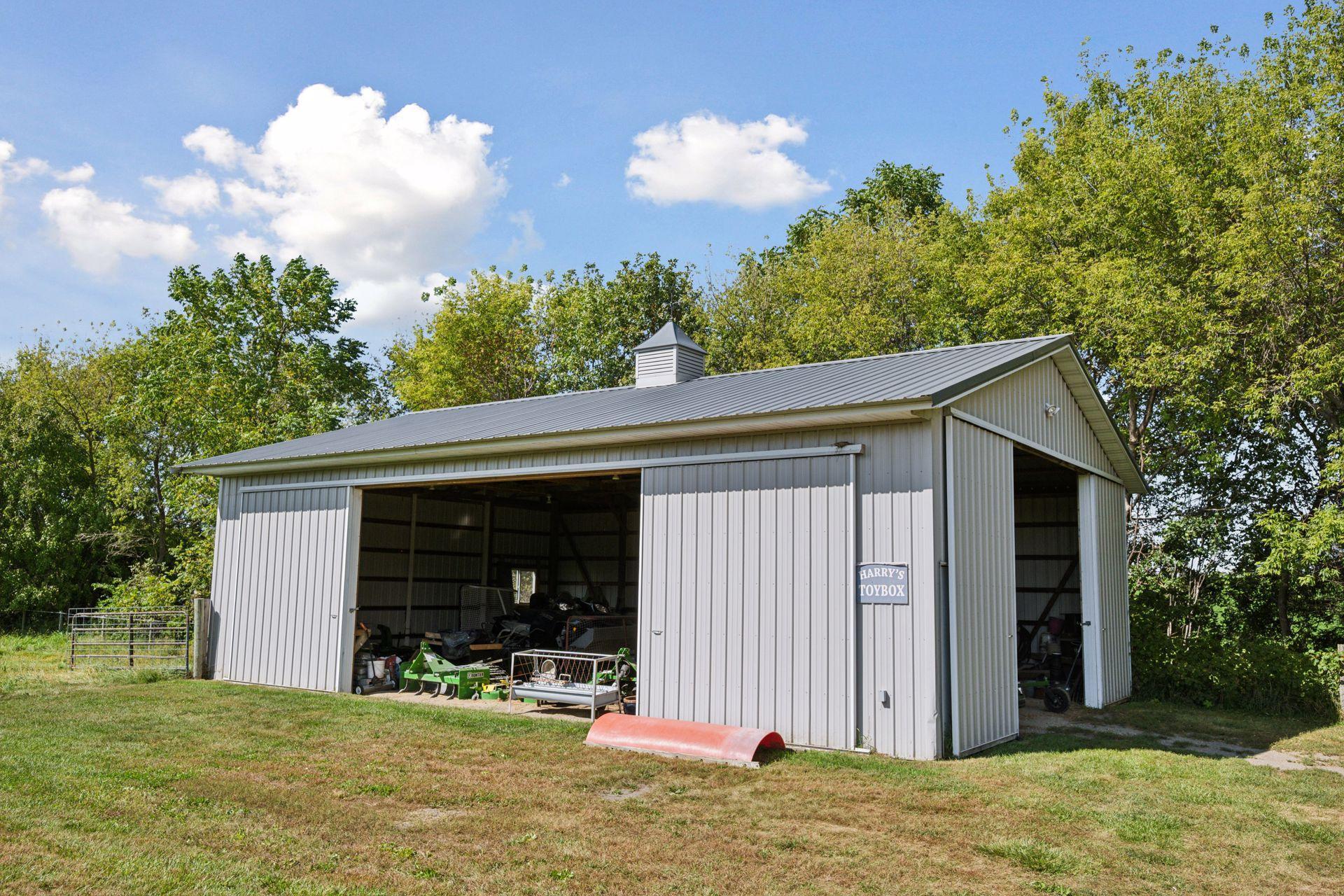 7040 Meridian Avenue S