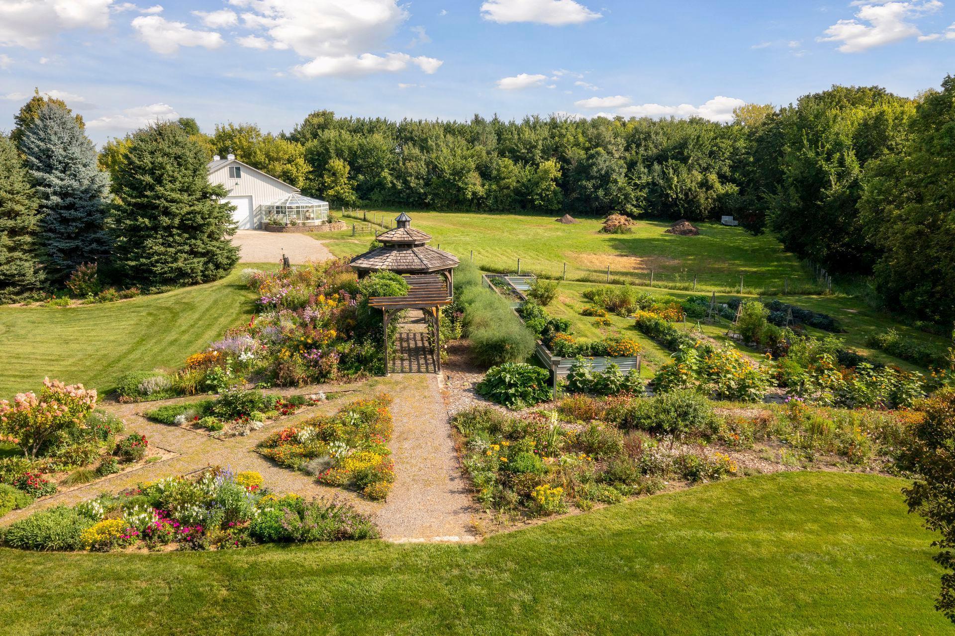 7040 Meridian Avenue S