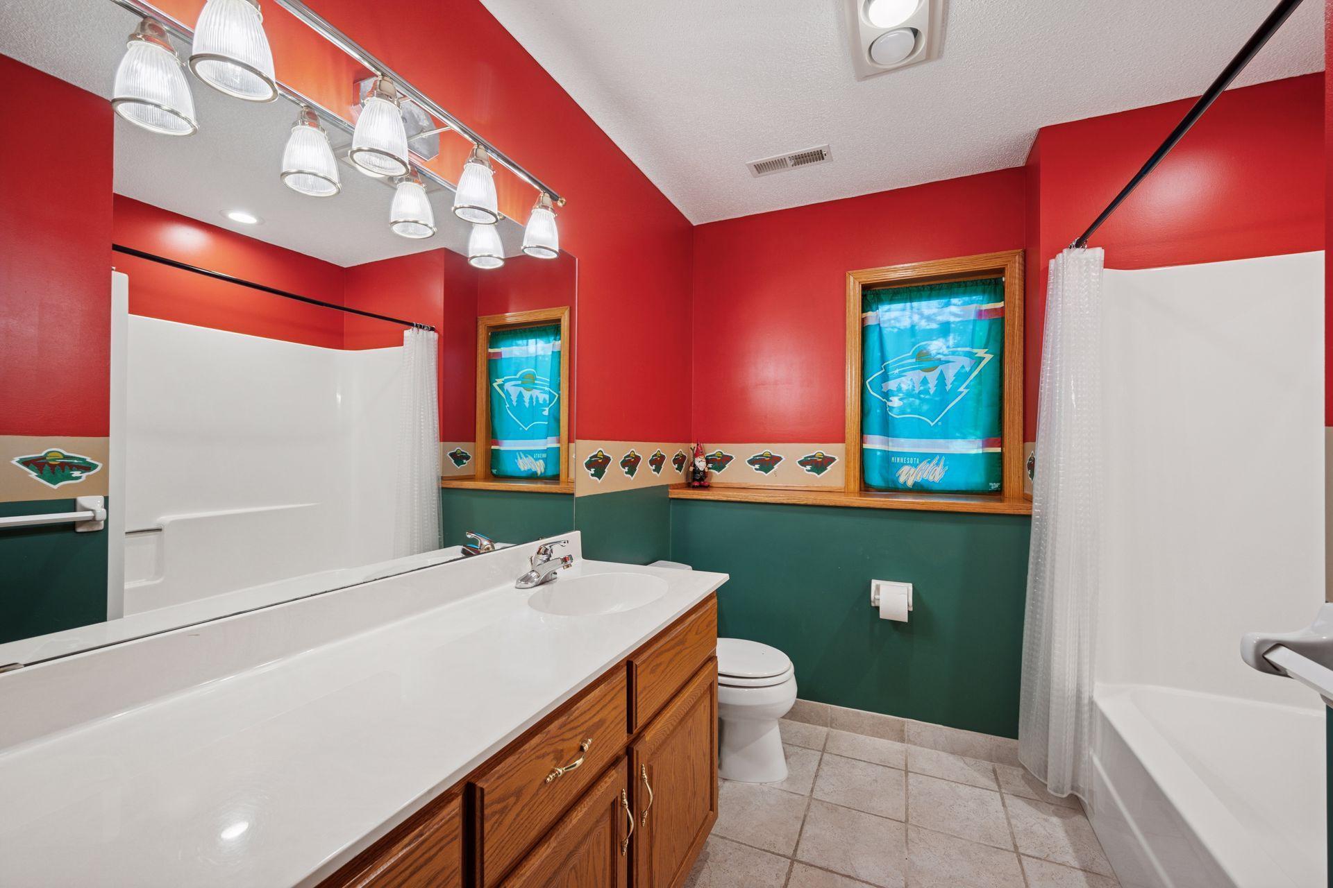 7040 Meridian Avenue S