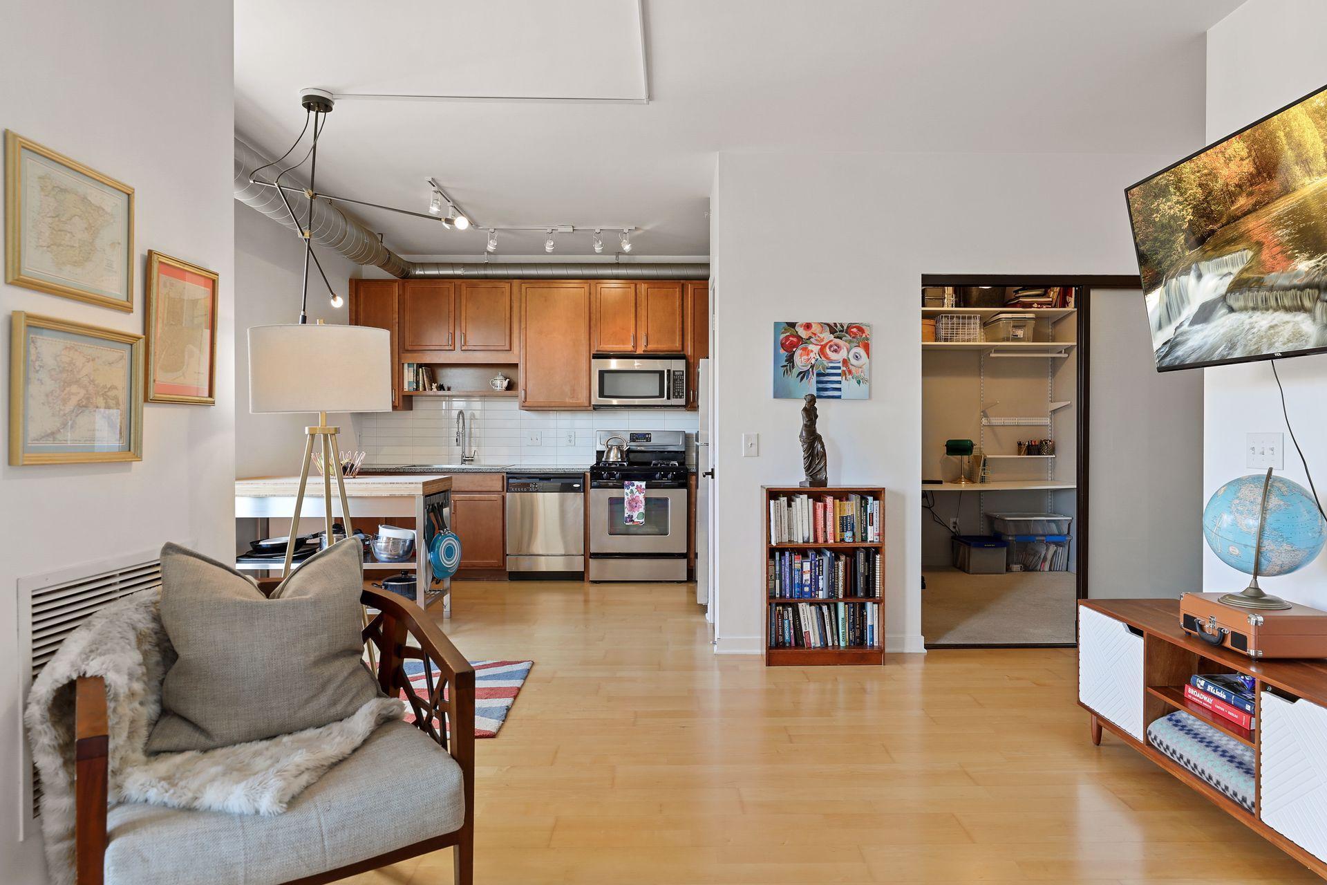 15 E Franklin Avenue Unit: 309