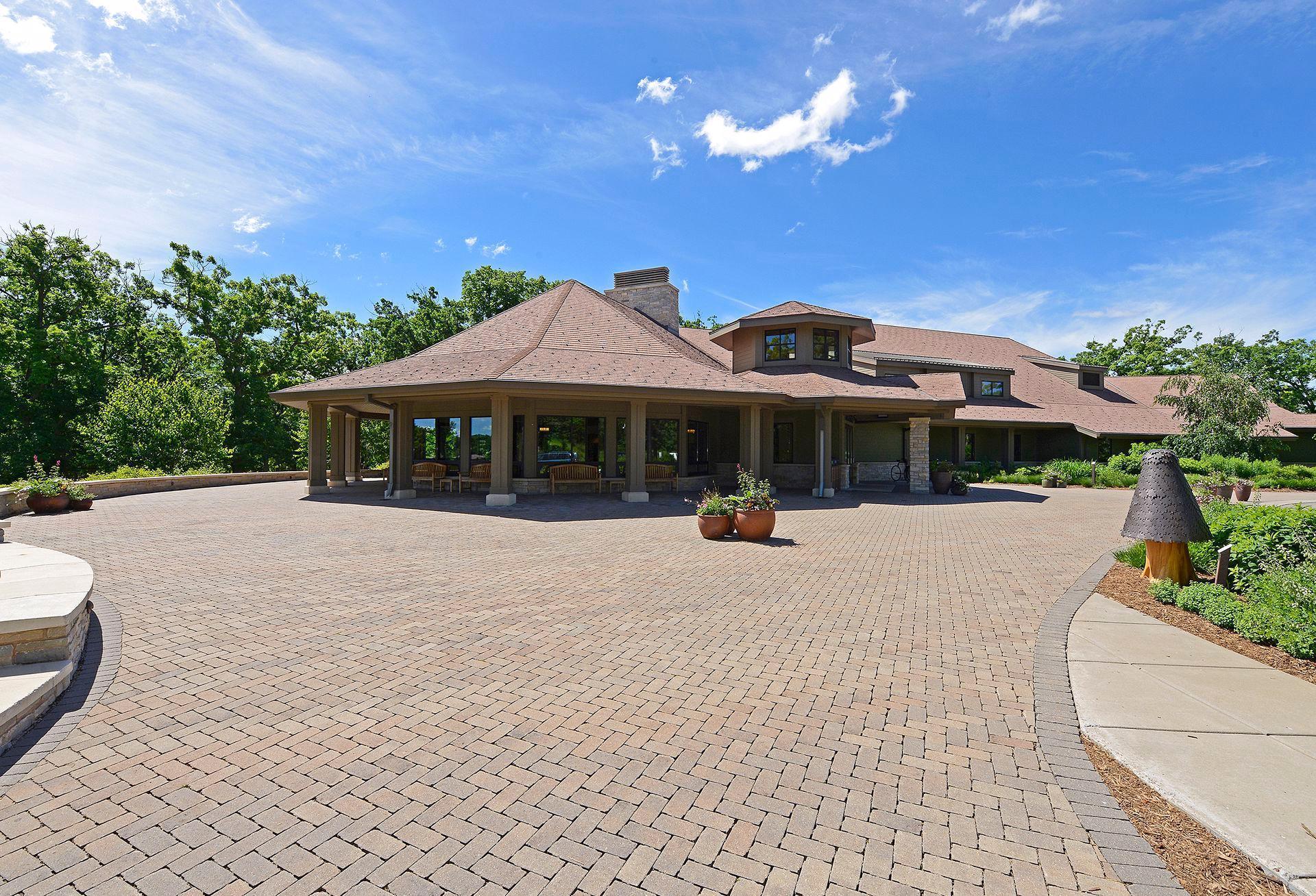 4333 Arthur Street NE