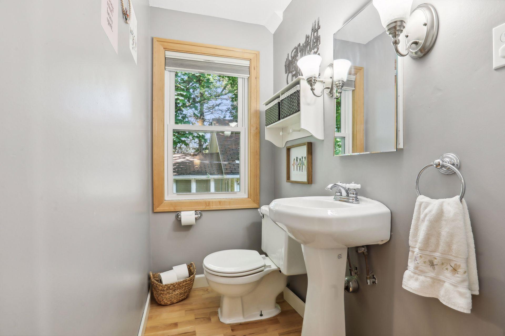 4333 Arthur Street NE