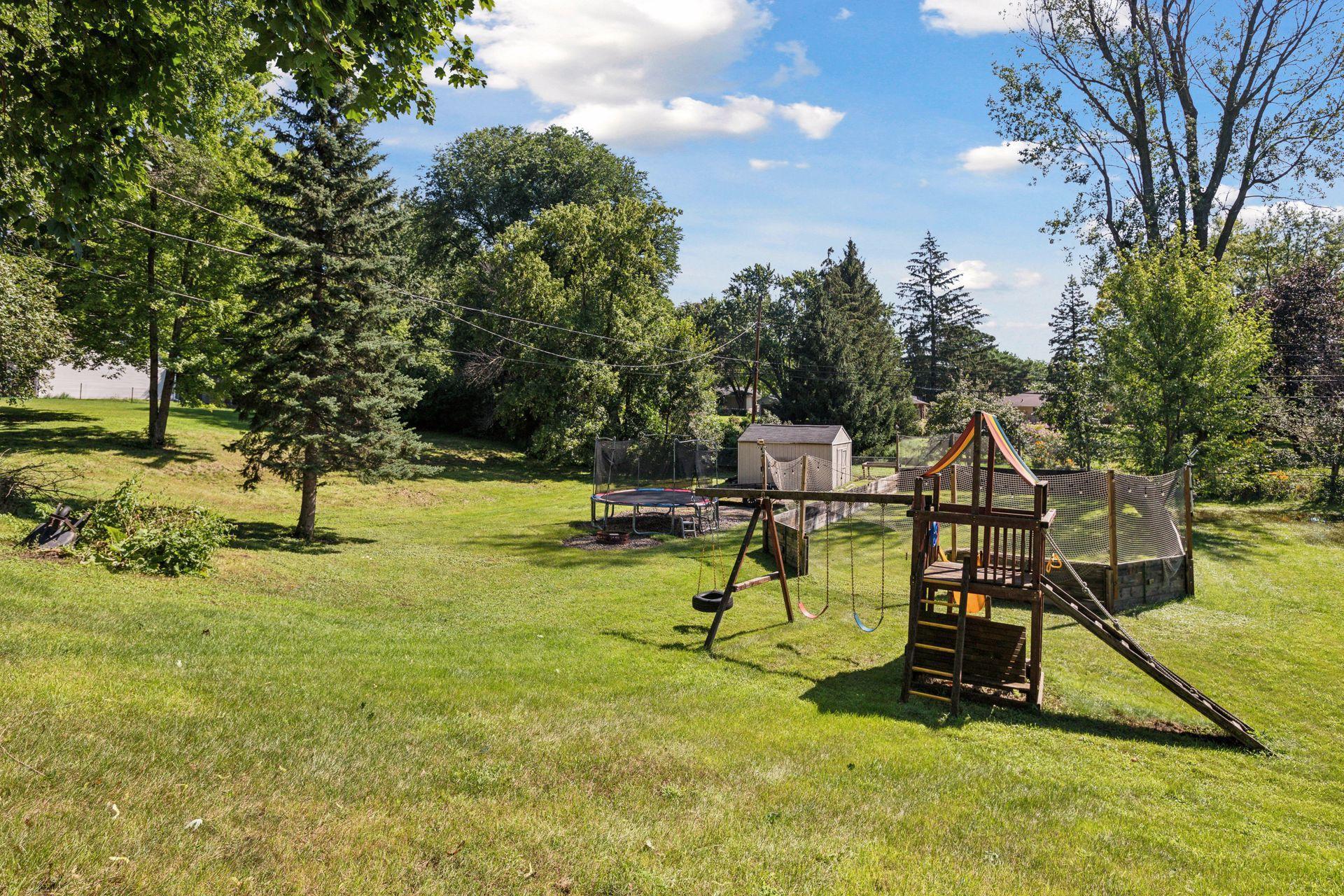 4333 Arthur Street NE