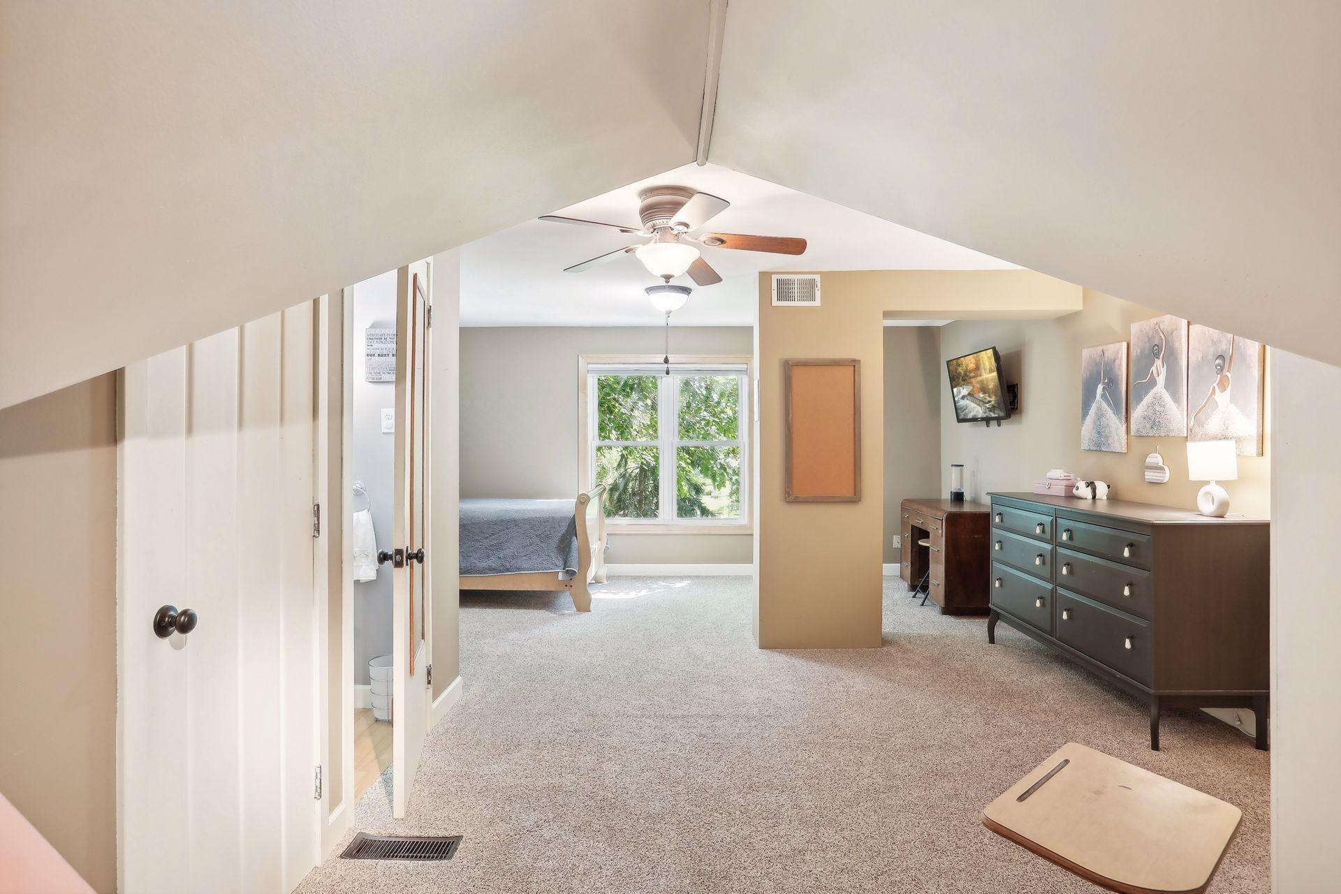 4333 Arthur Street NE