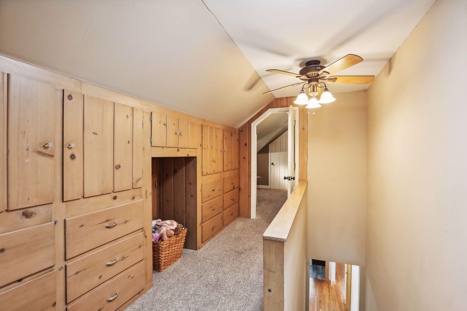 4333 Arthur Street NE