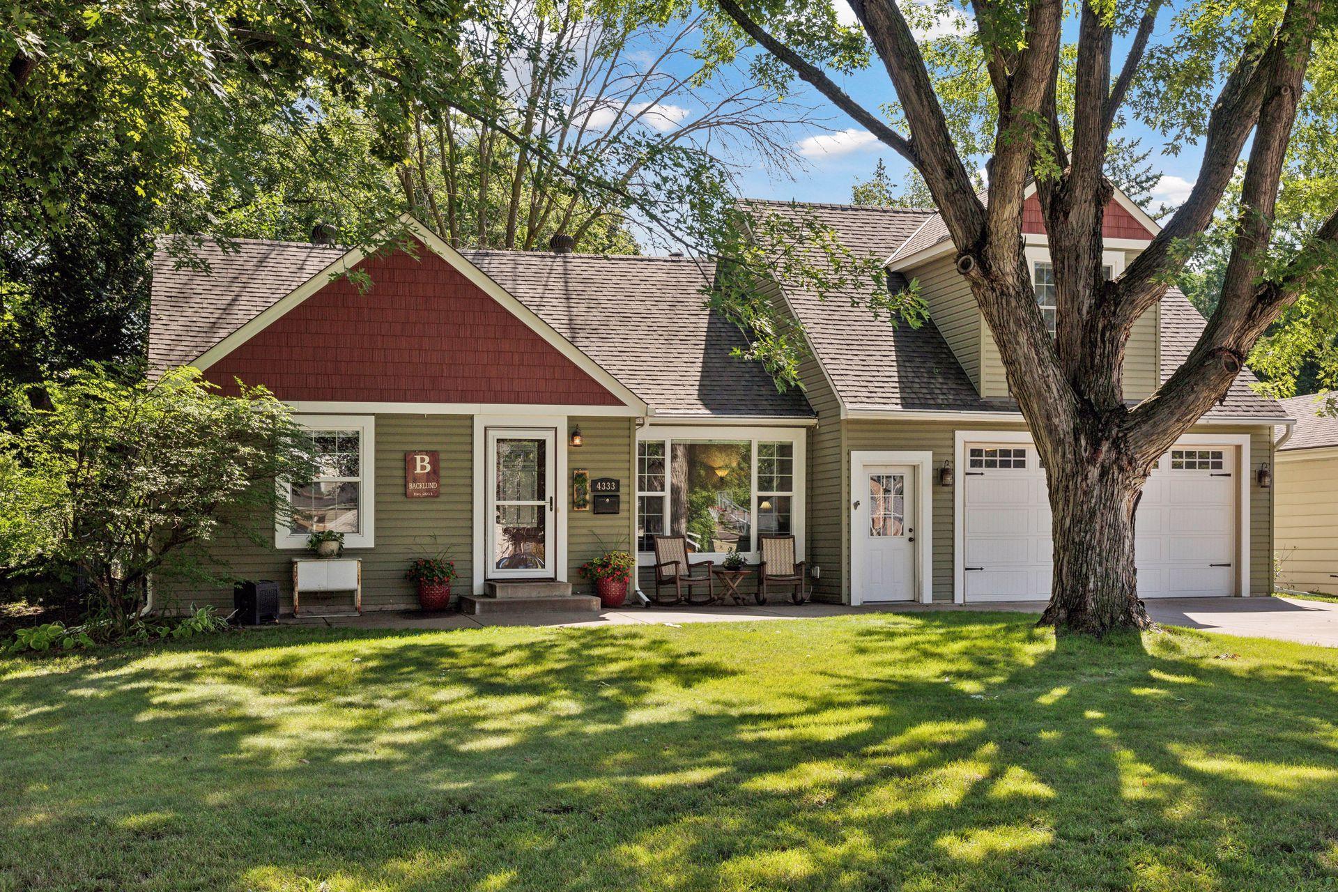 4333 Arthur Street NE