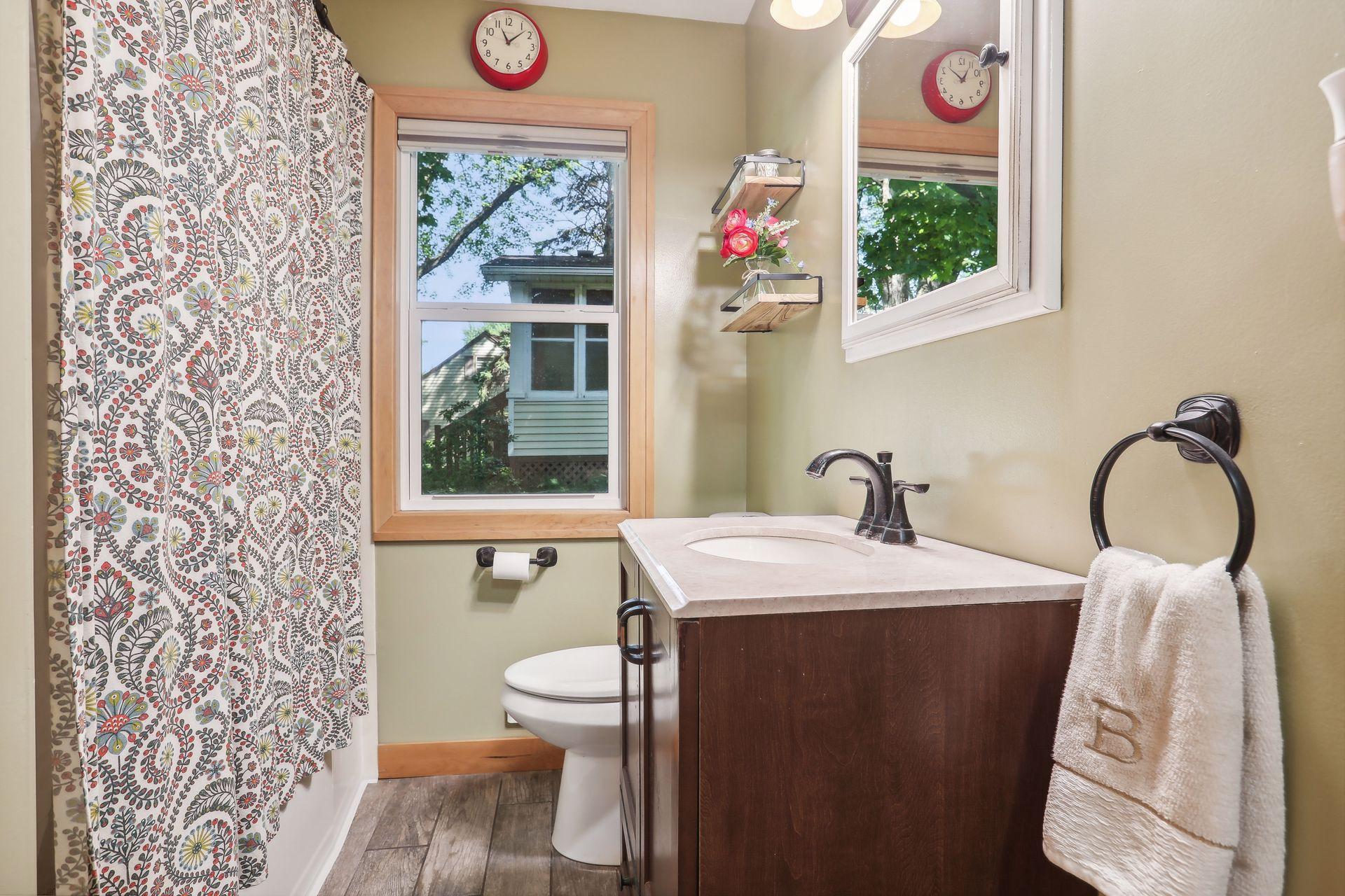 4333 Arthur Street NE