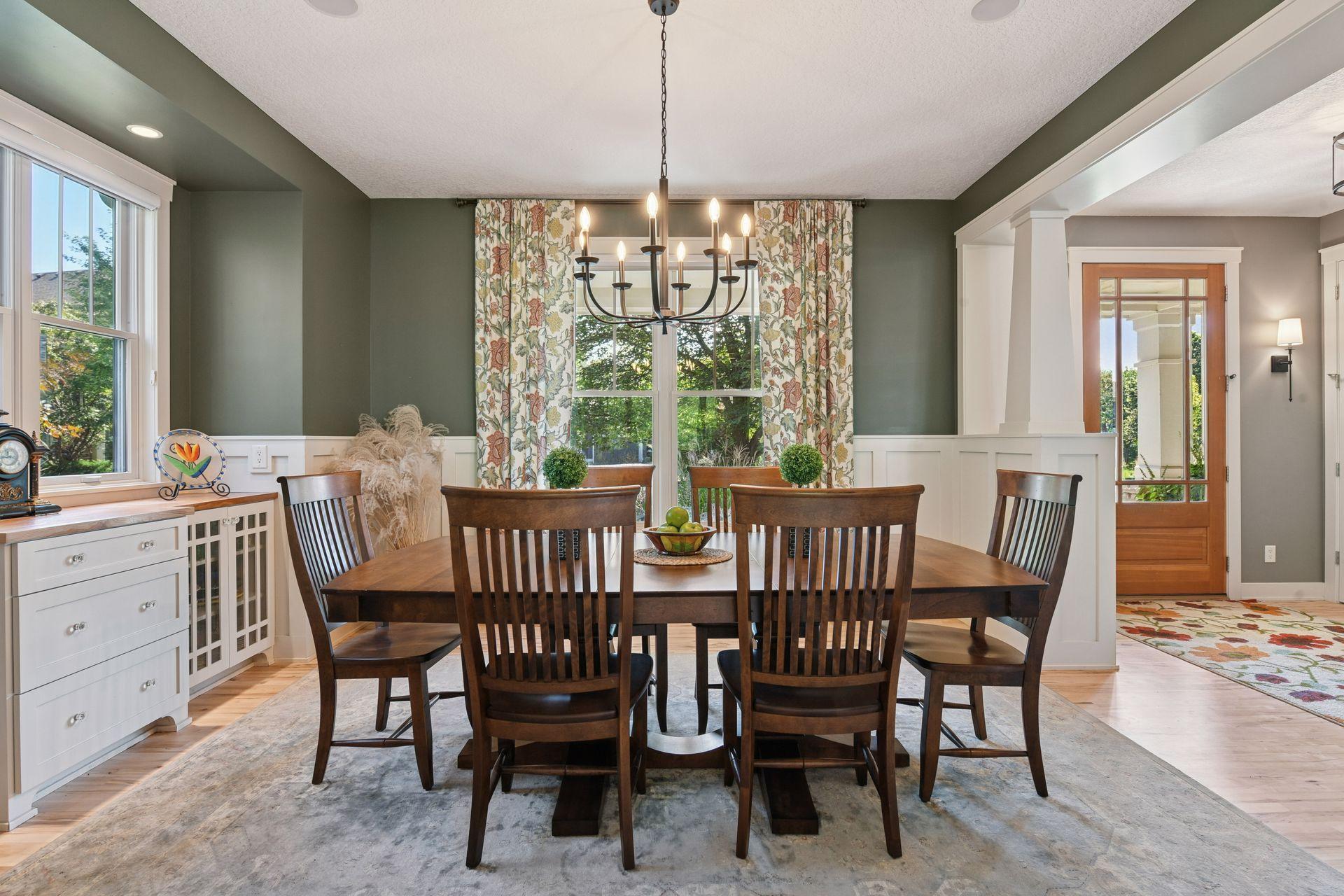 5885 Sunnybrook Lane