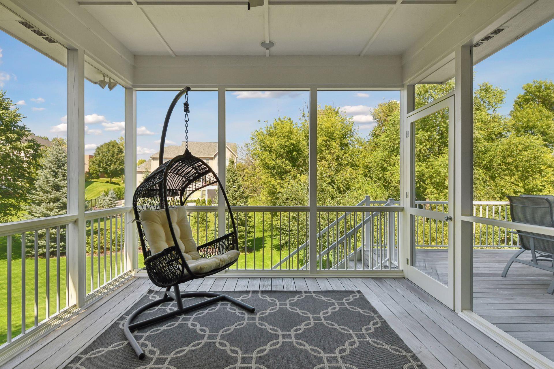 5885 Sunnybrook Lane