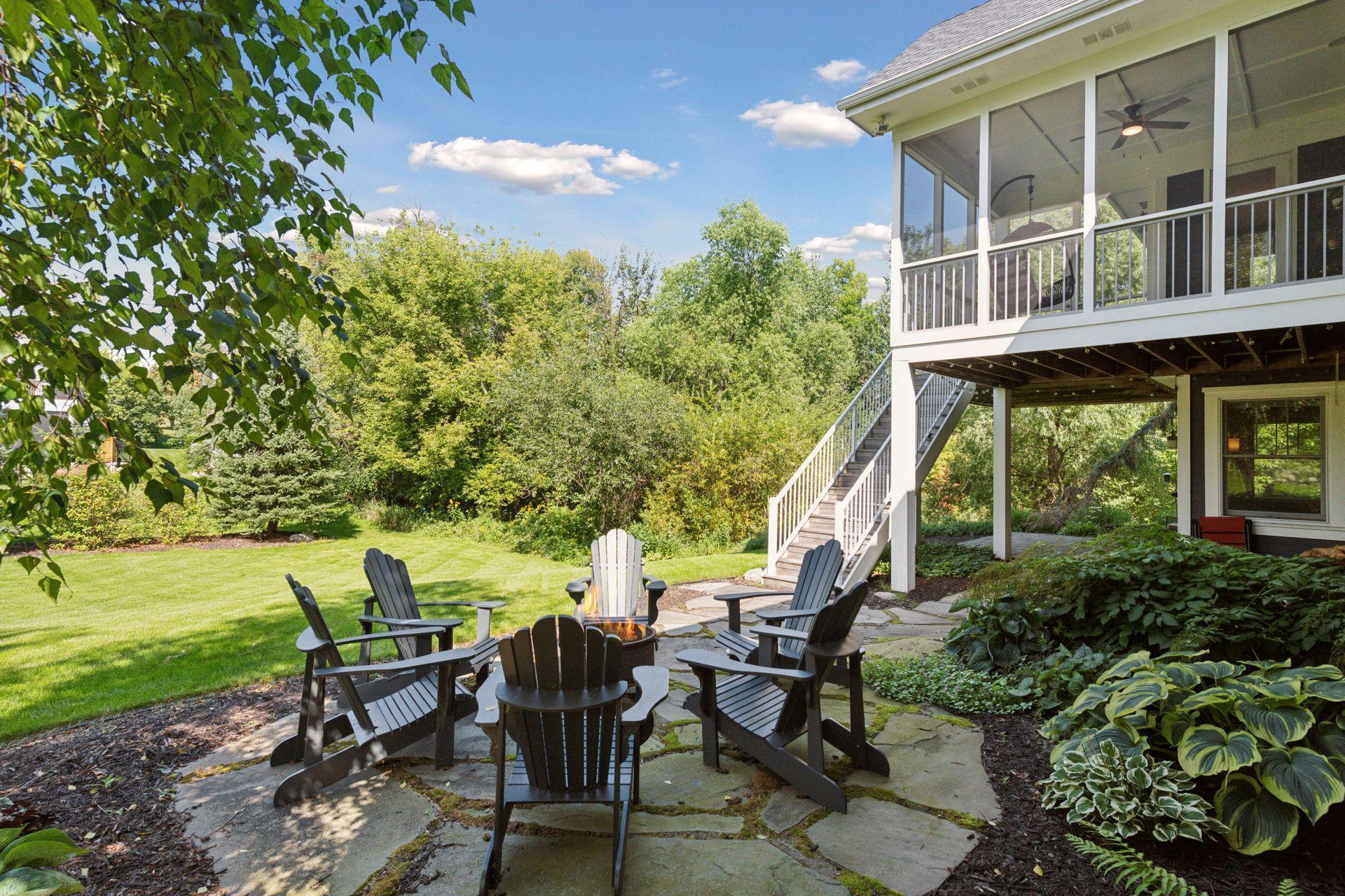 5885 Sunnybrook Lane