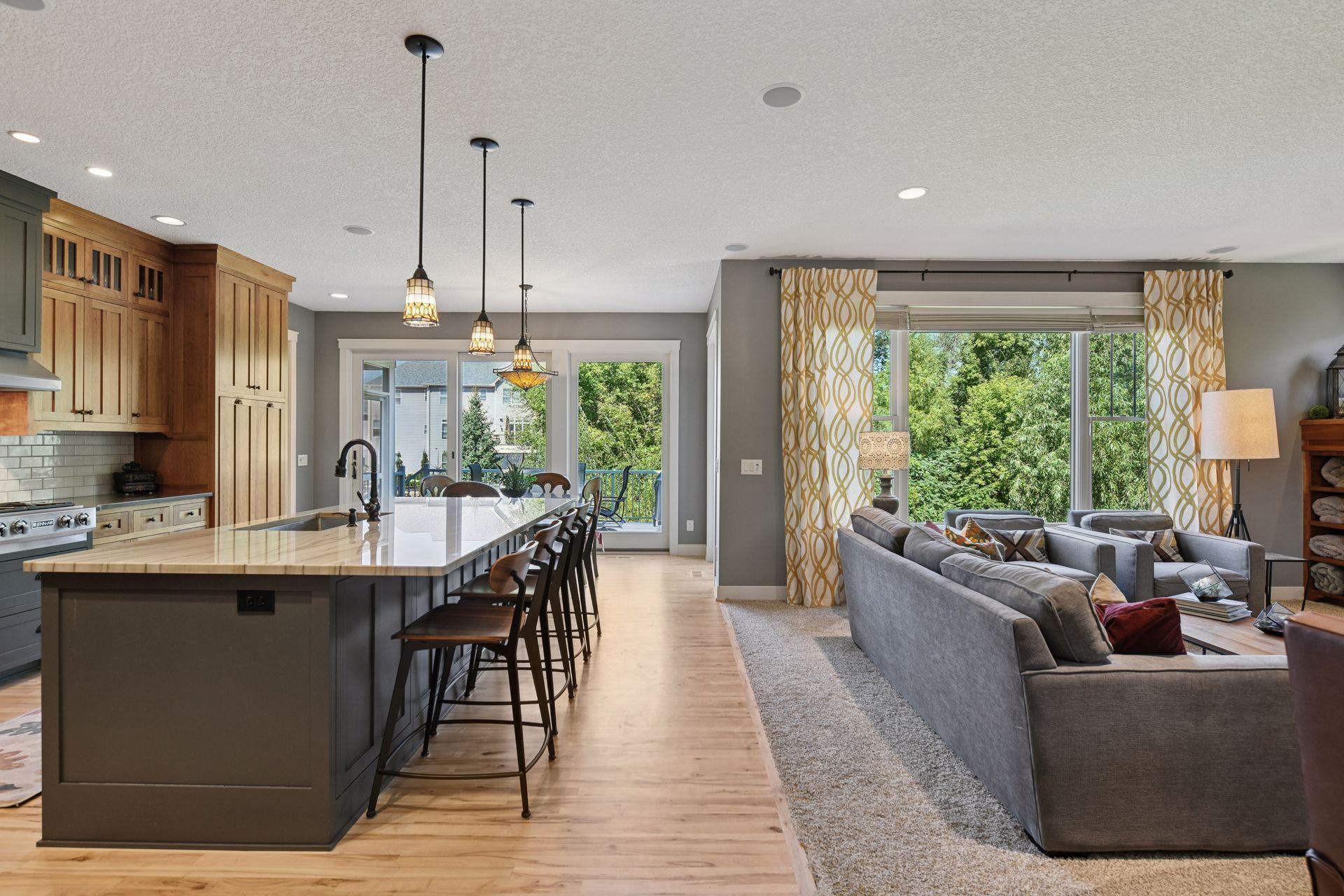 5885 Sunnybrook Lane