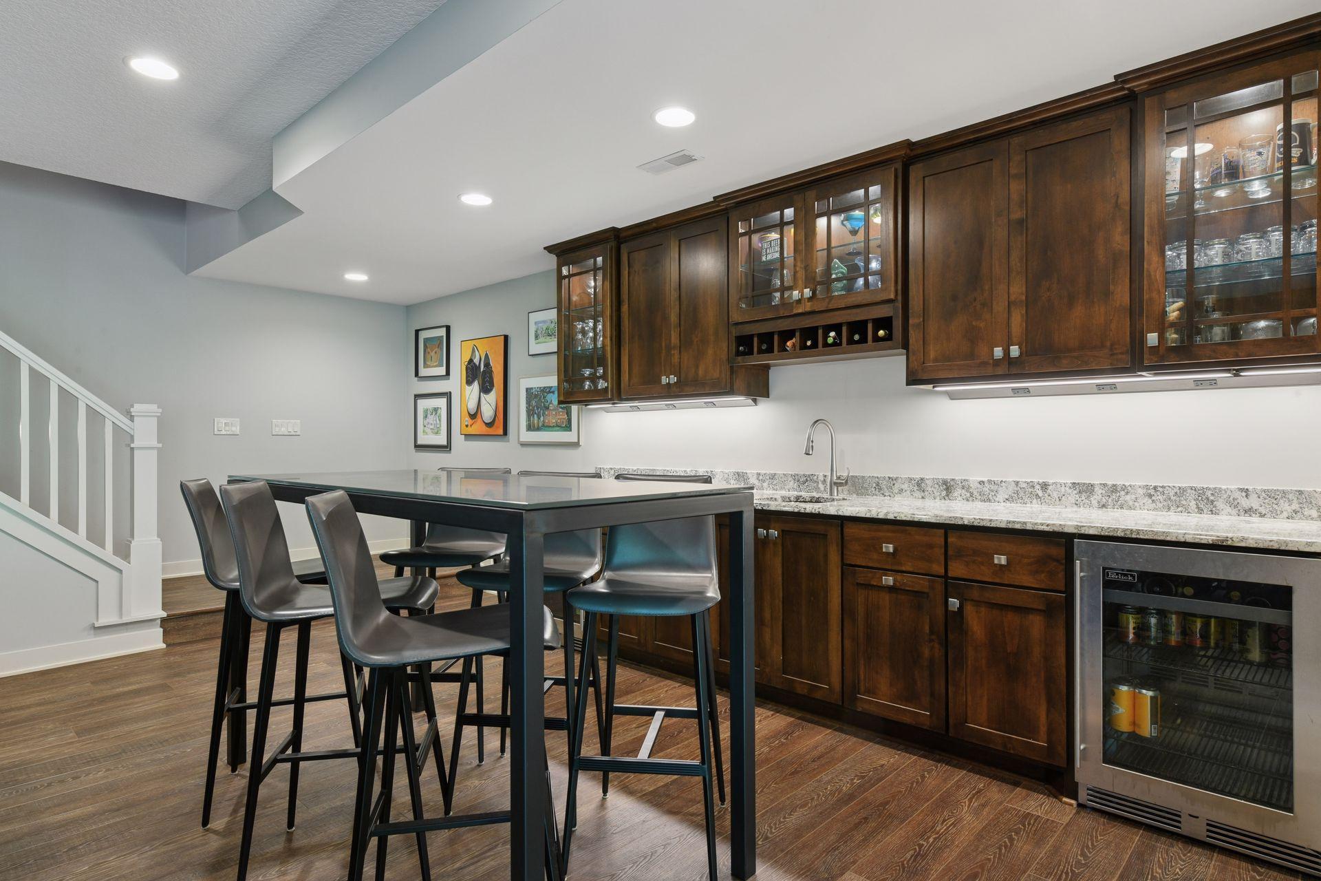 5885 Sunnybrook Lane