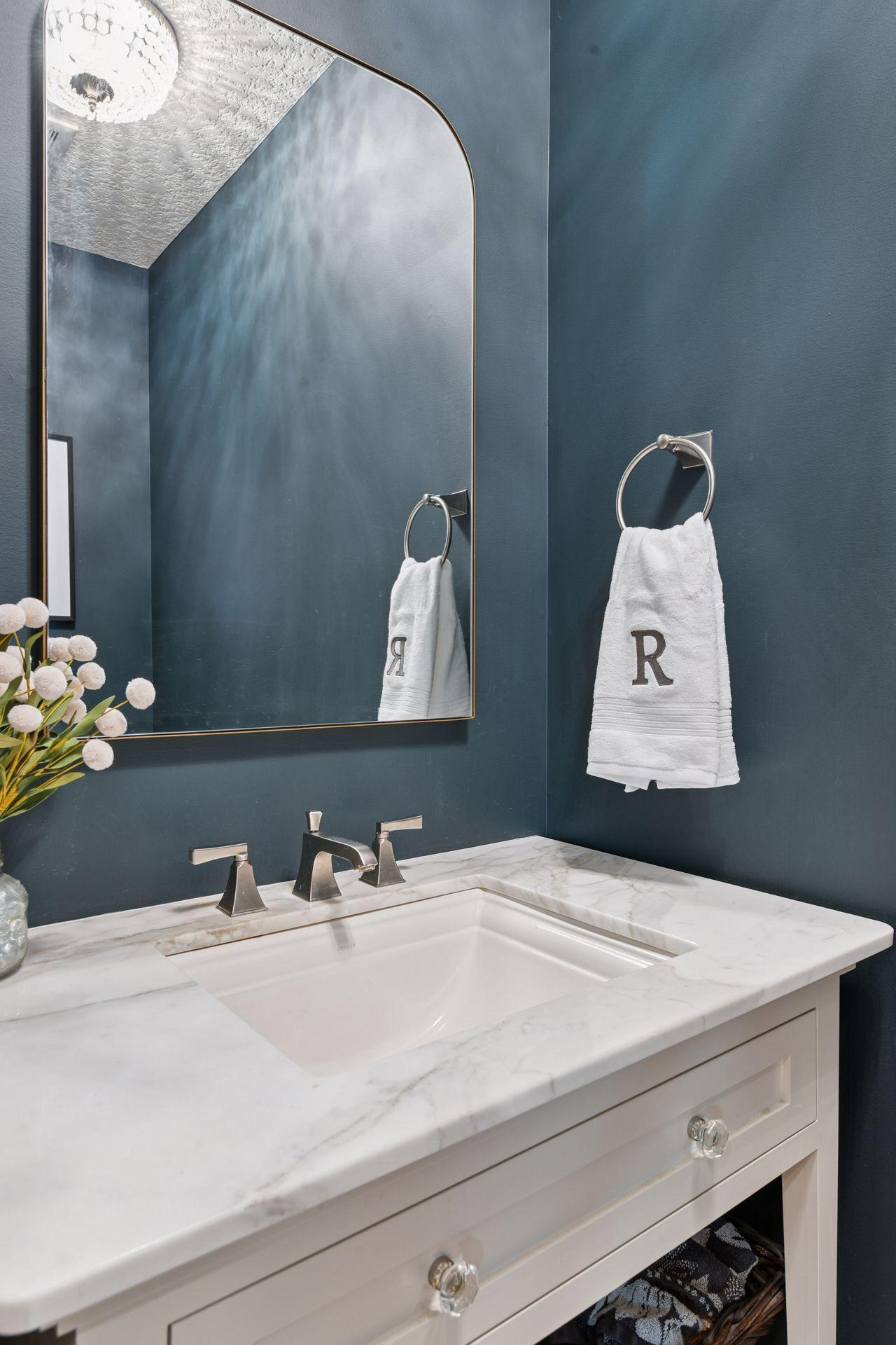 5885 Sunnybrook Lane