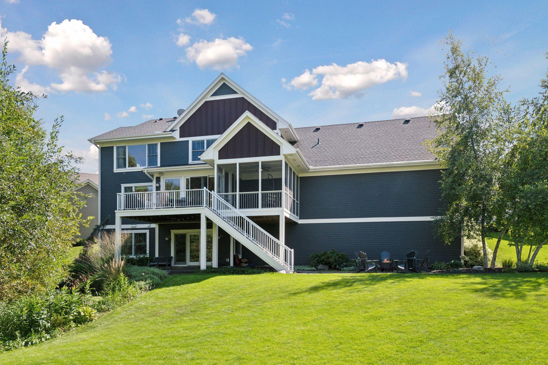 5885 Sunnybrook Lane