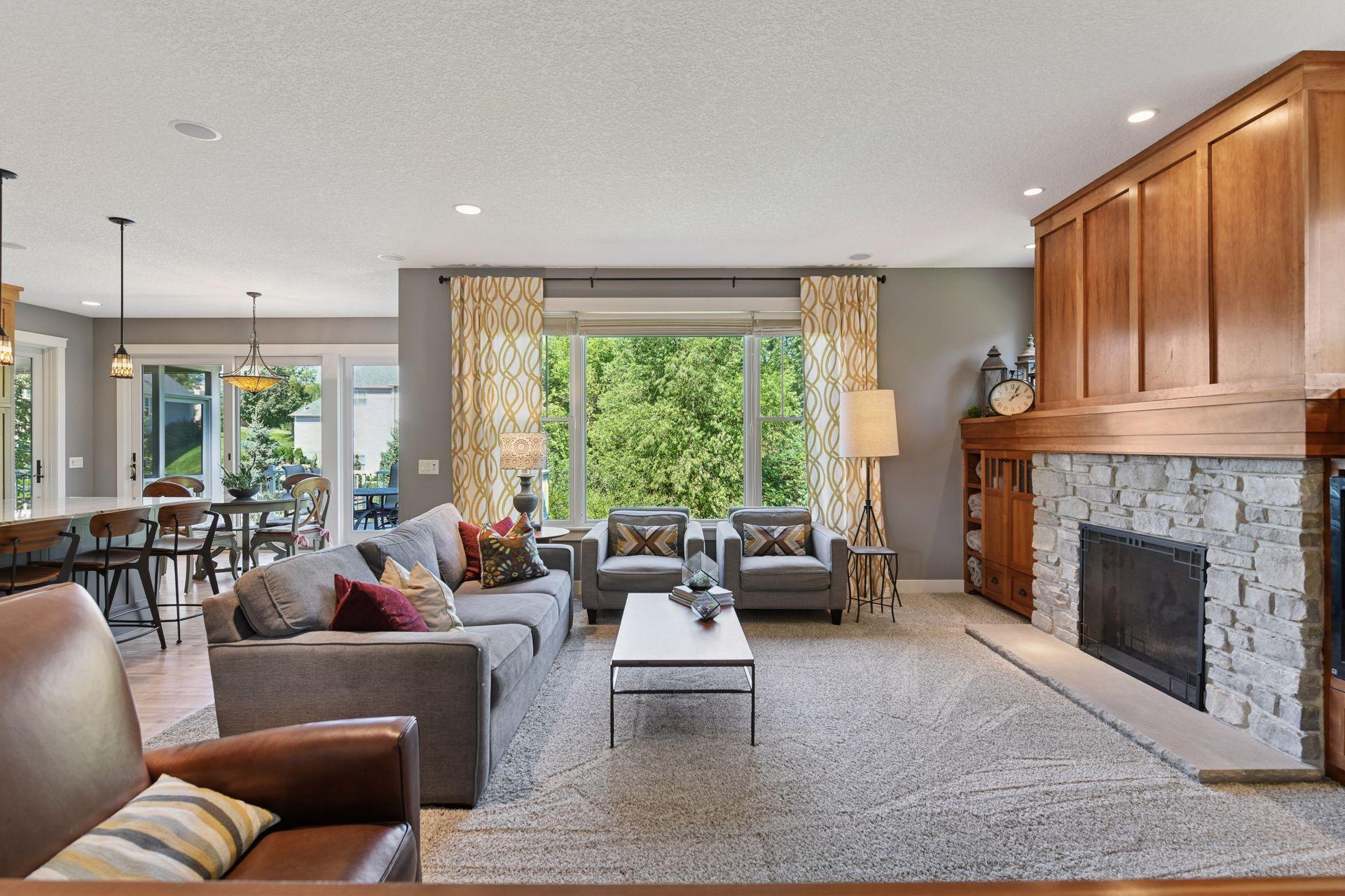 5885 Sunnybrook Lane